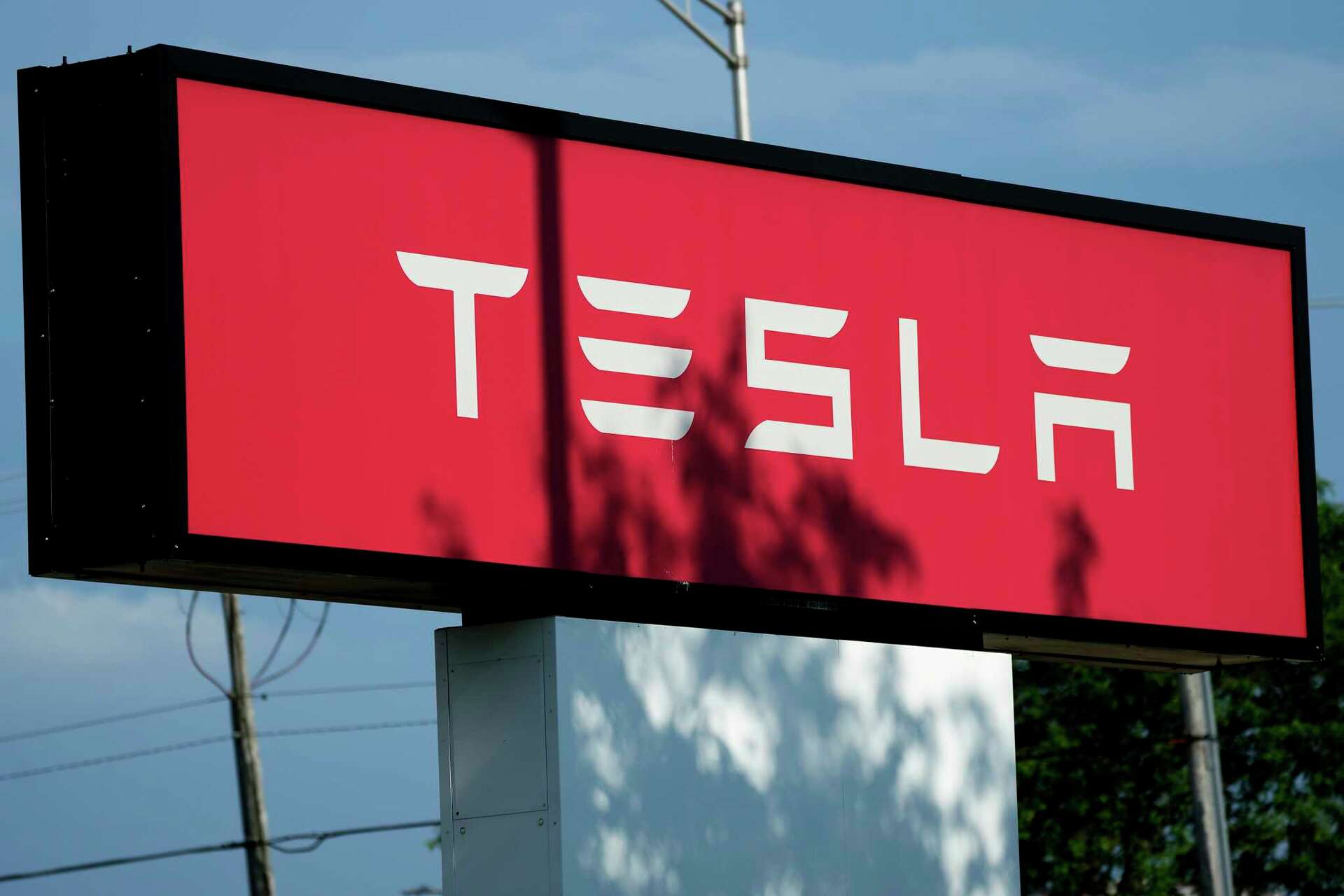 Tesla stock jumps as Musk unveils robotaxi plans for California