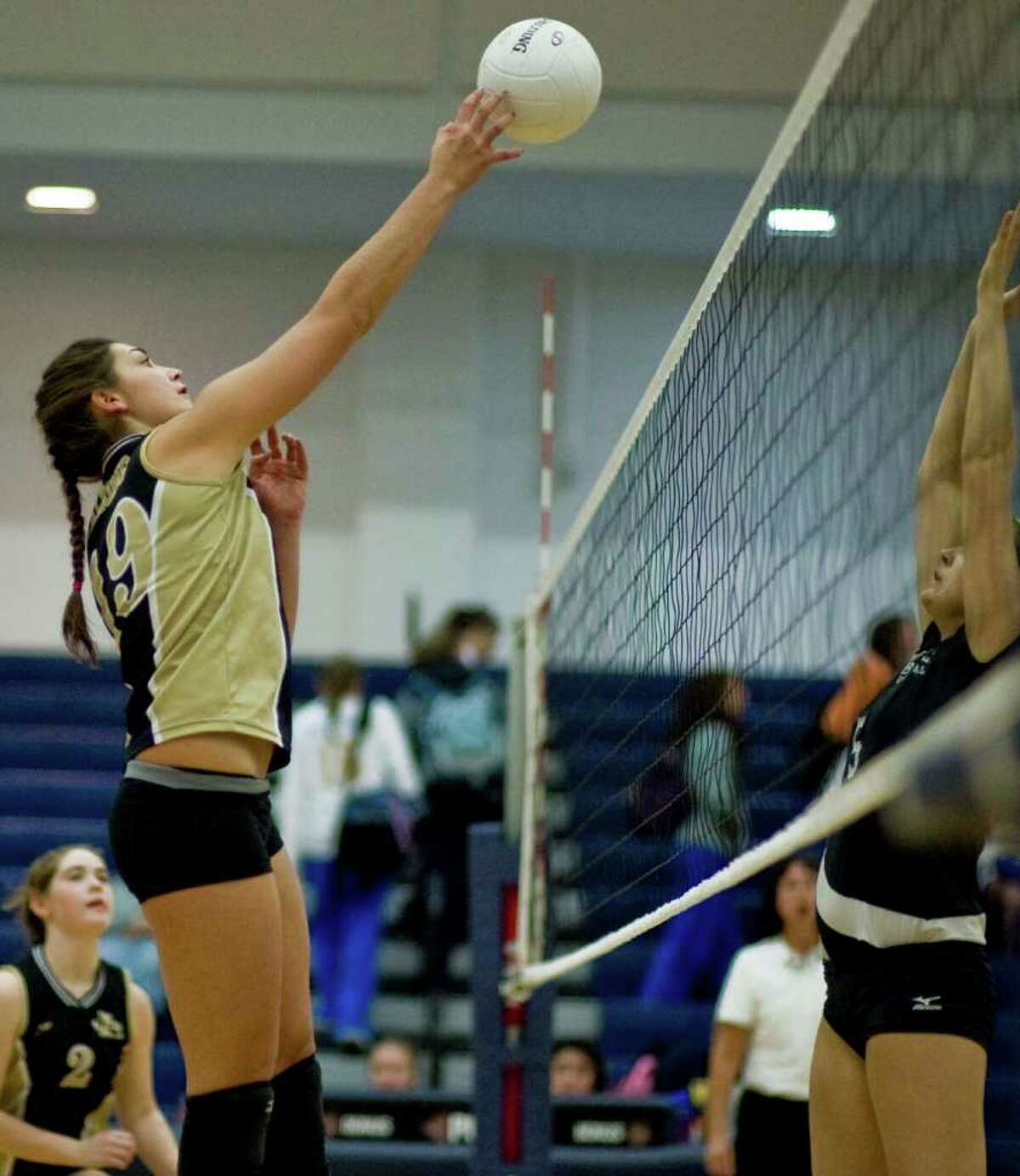 Newtown advances to SWC volleyball final