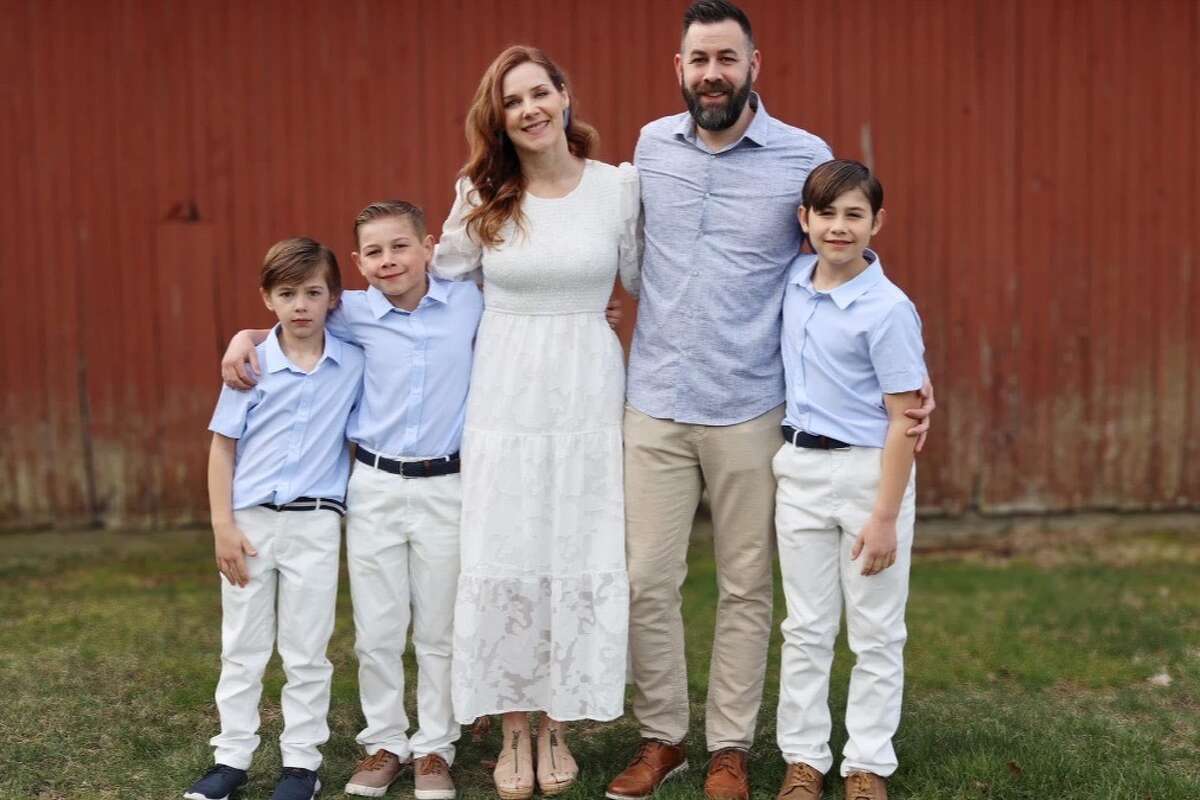 'Terrific dad': Connecticut man among those who died in D.C. plane crash