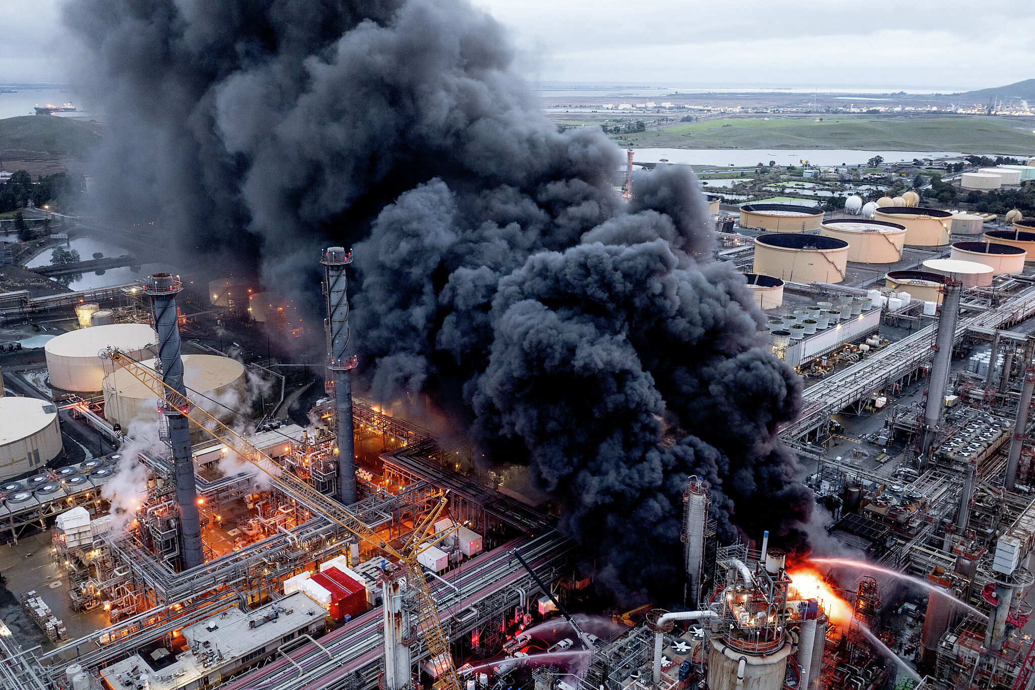 East Bay refinery fire caused by hydrocarbon leak, officials say