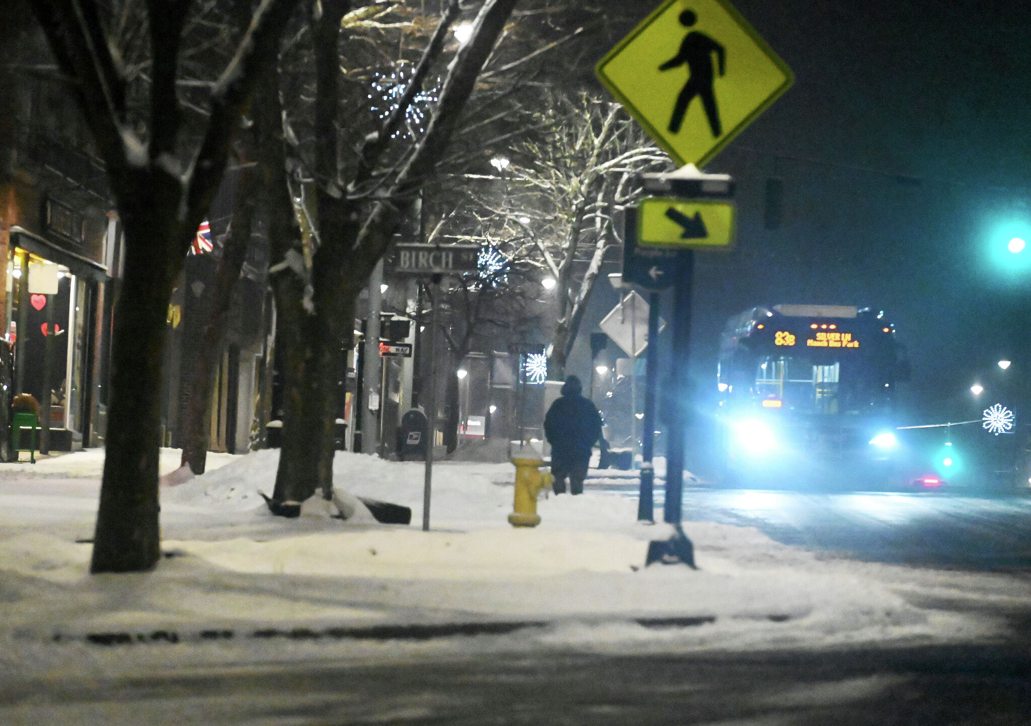 CT temperatures plunge Tuesday afternoon after mild morning: NWS May weather in ct