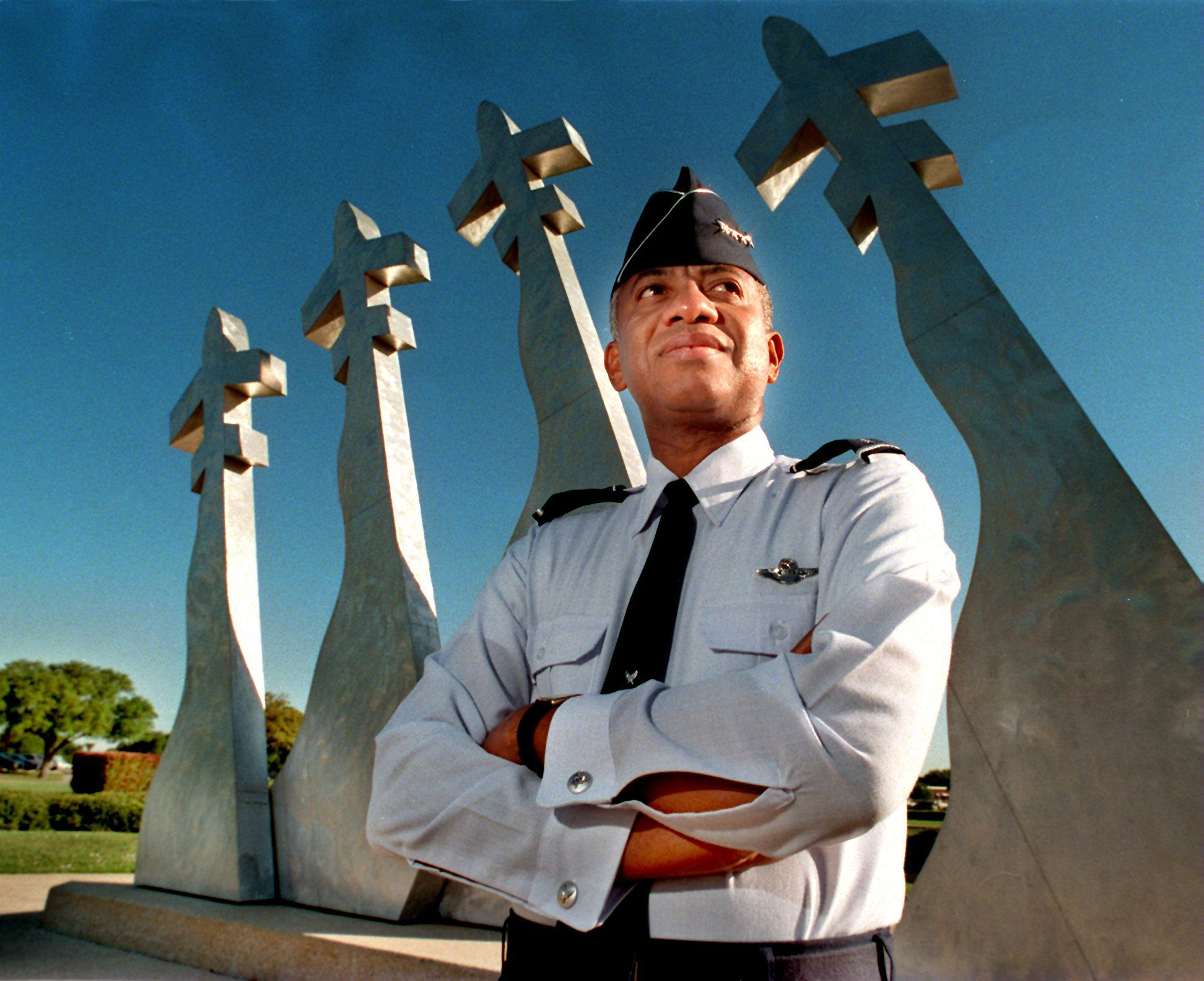 Pionierhafter schwarzer General der Air Force fragt: „In welchem Land ...