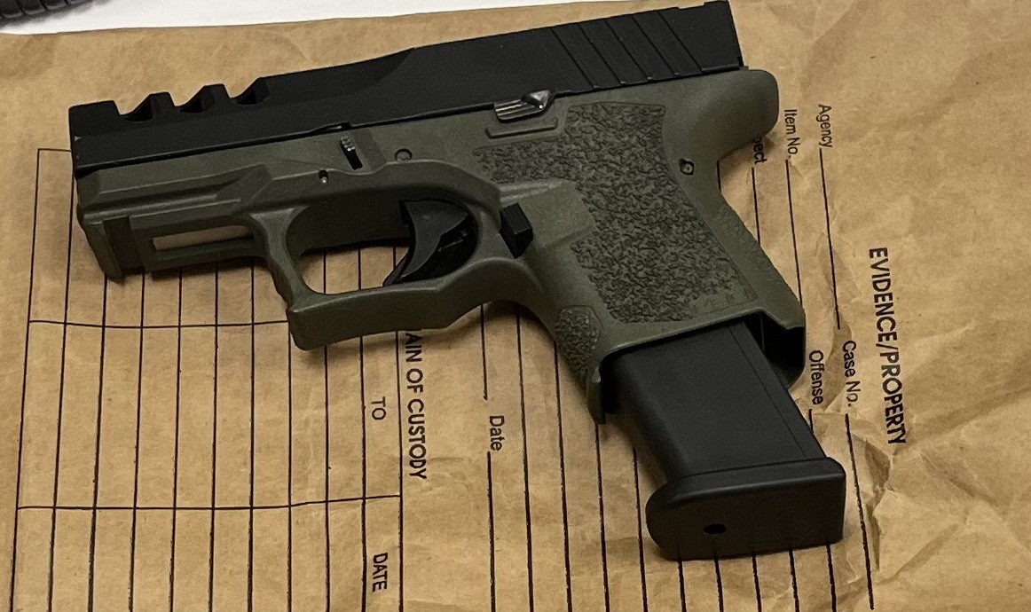 Stratford man on parole found with gun at Norwalk traffic stop: Police