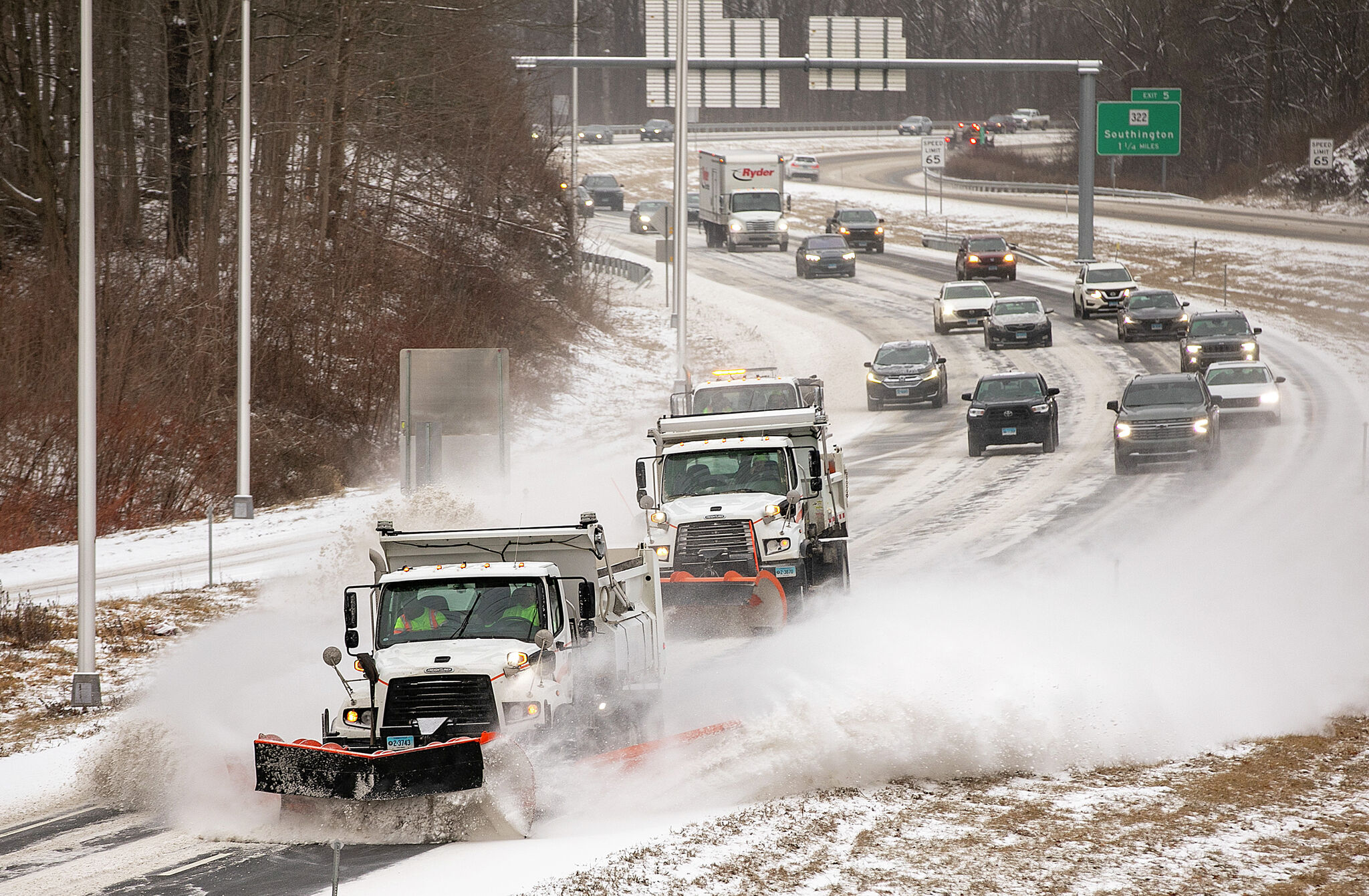 Winter storm brought snow, icy road conditions to Connecticut Thursday