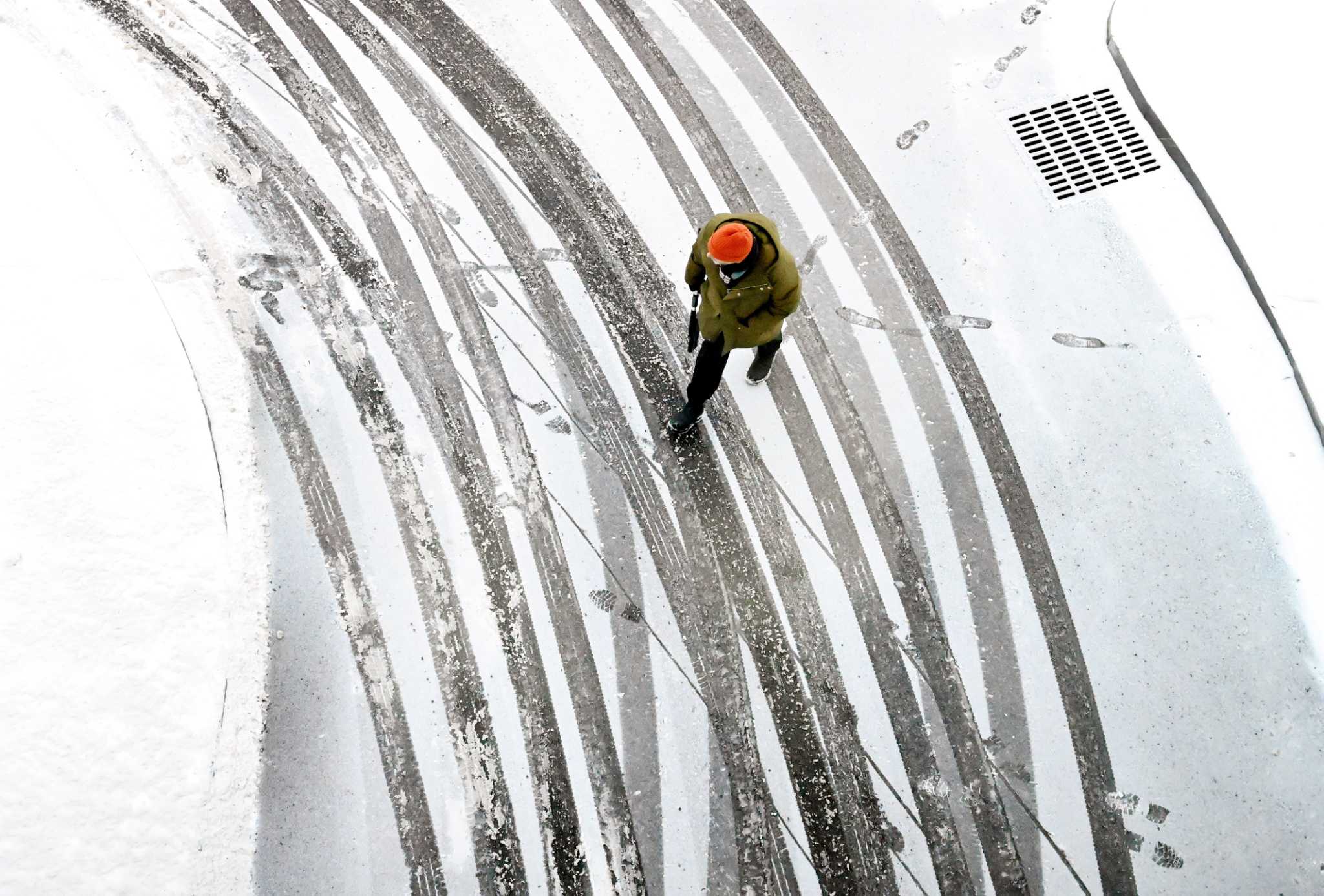 Why are snow forecasts hard? A meteorologist explains.