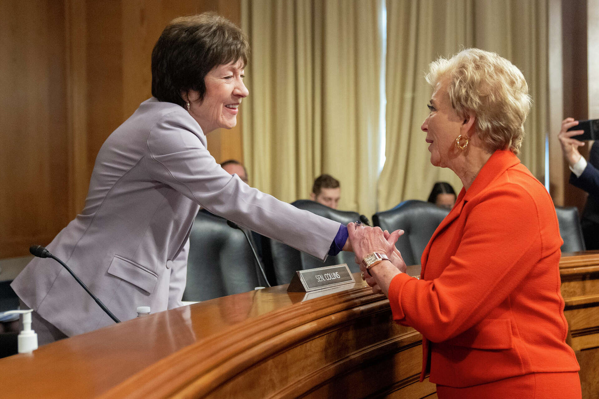 Don'T Miss This: Linda Mcmahon'S Tour On Dismantling The Doe - 66z2at4