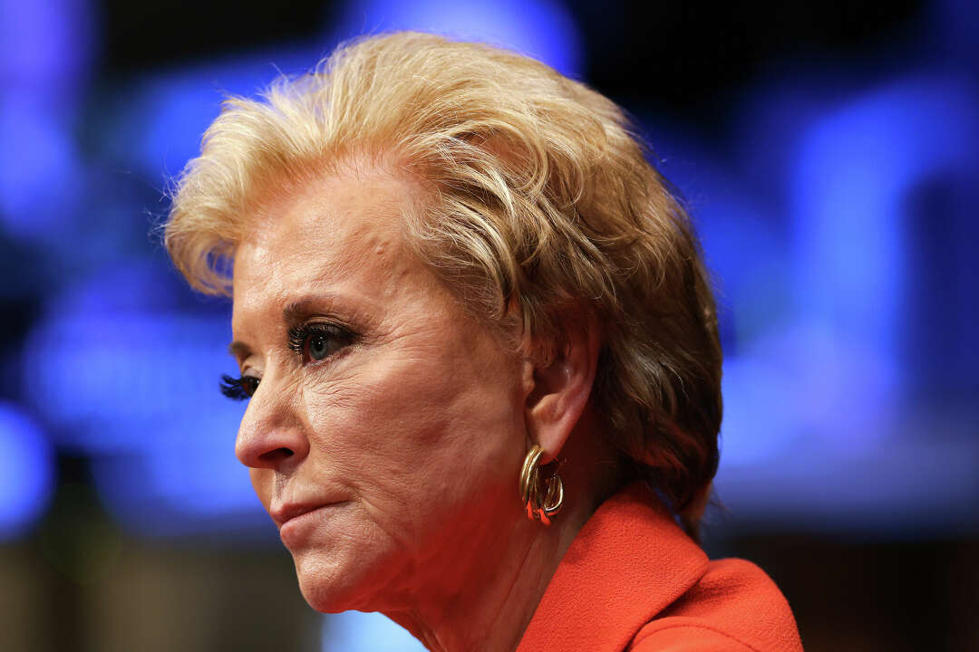 Don'T Miss This: Linda Mcmahon'S Tour On Dismantling The Doe - plb2fj1