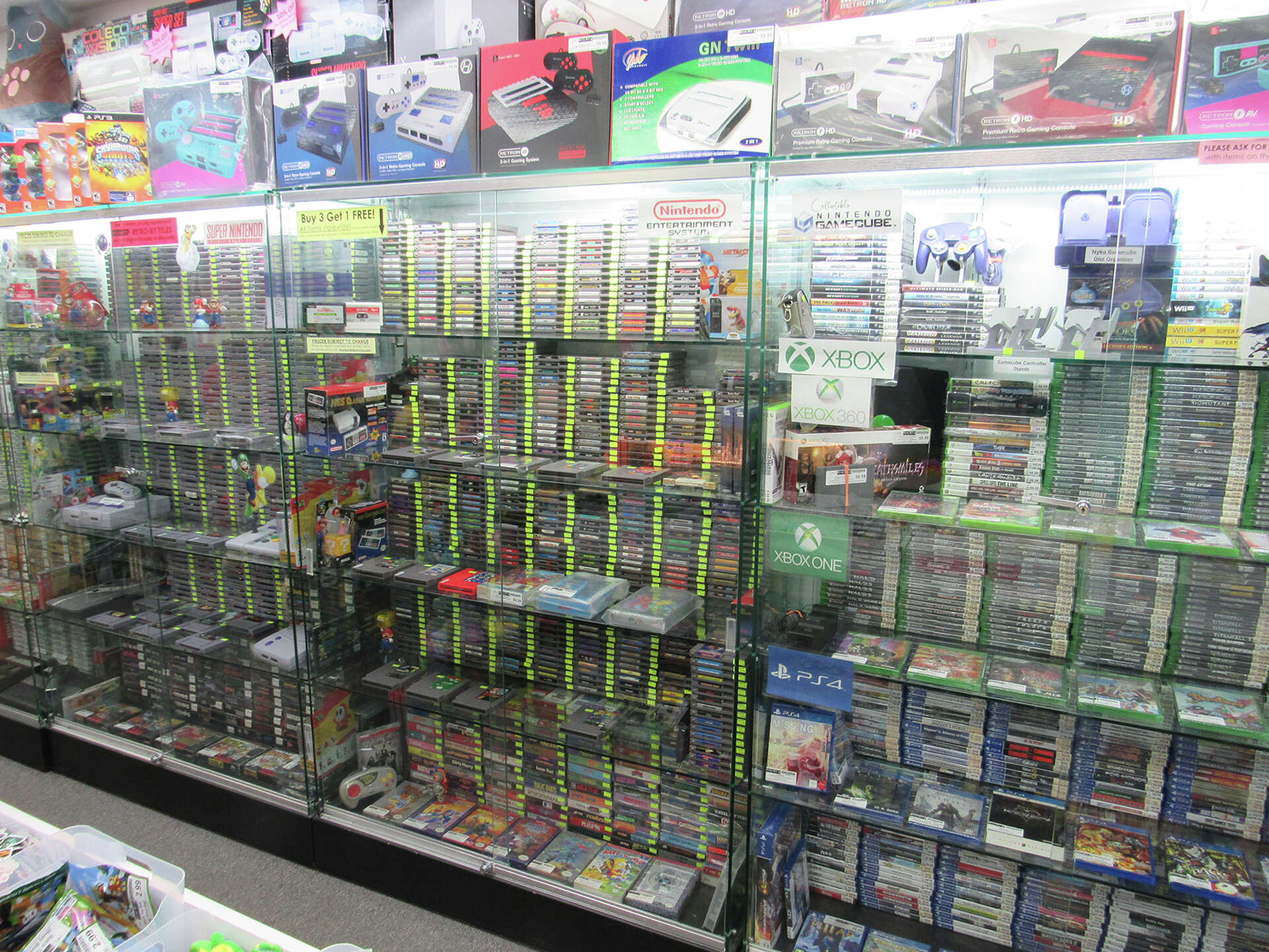 Grump Bob's Emporium in Maryville IL has retro collectibles