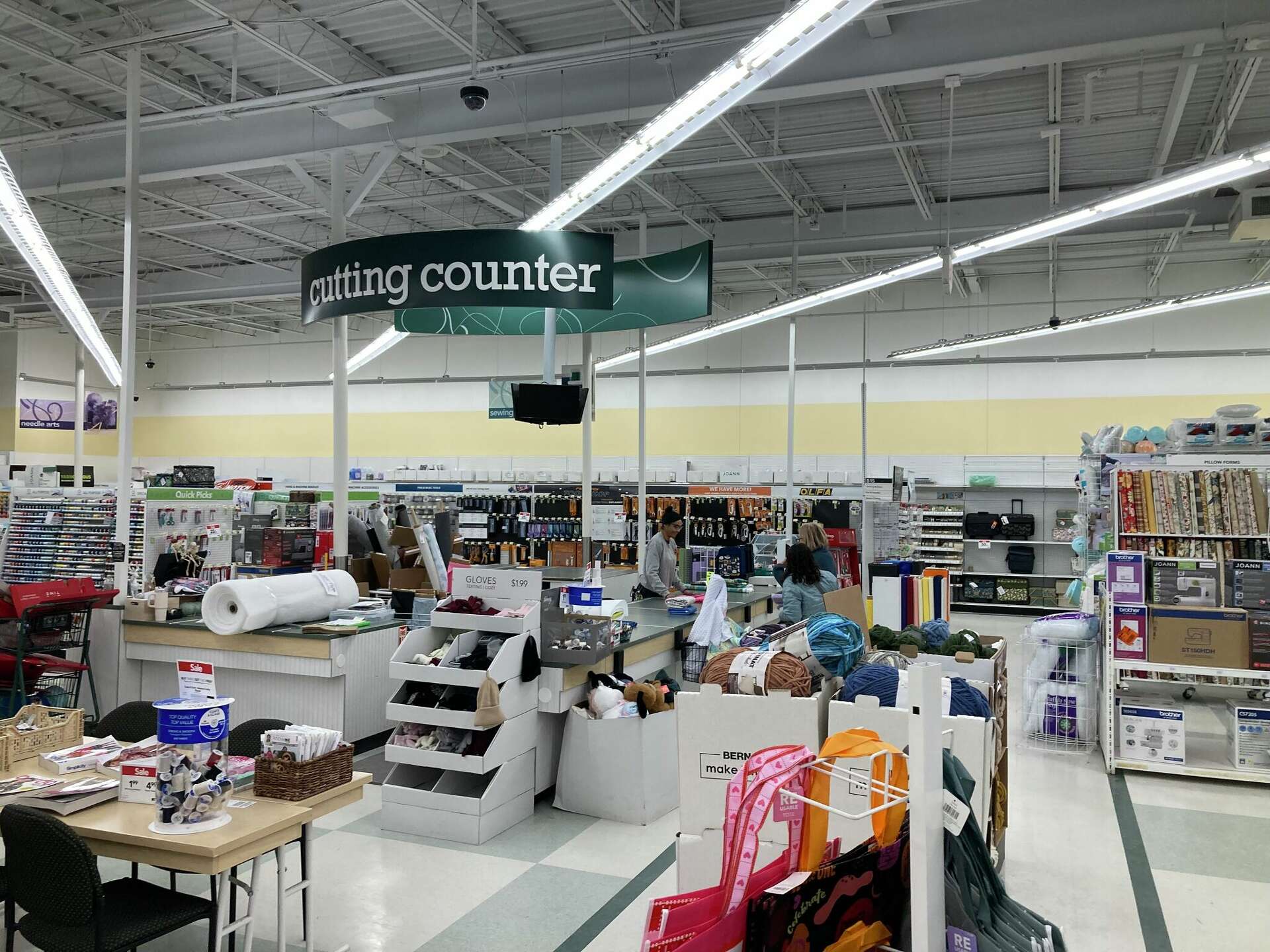 Joann fabric closing will hurt local fabric stores in Connecticut