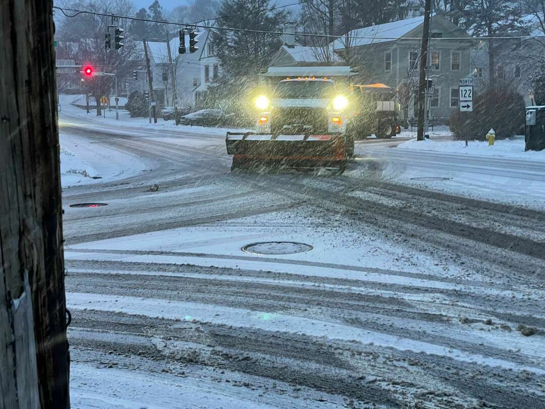 Winter storm warnings issued as CT braces for first big snowfall Winter storm warnings issued as CT braces for first big snowfall