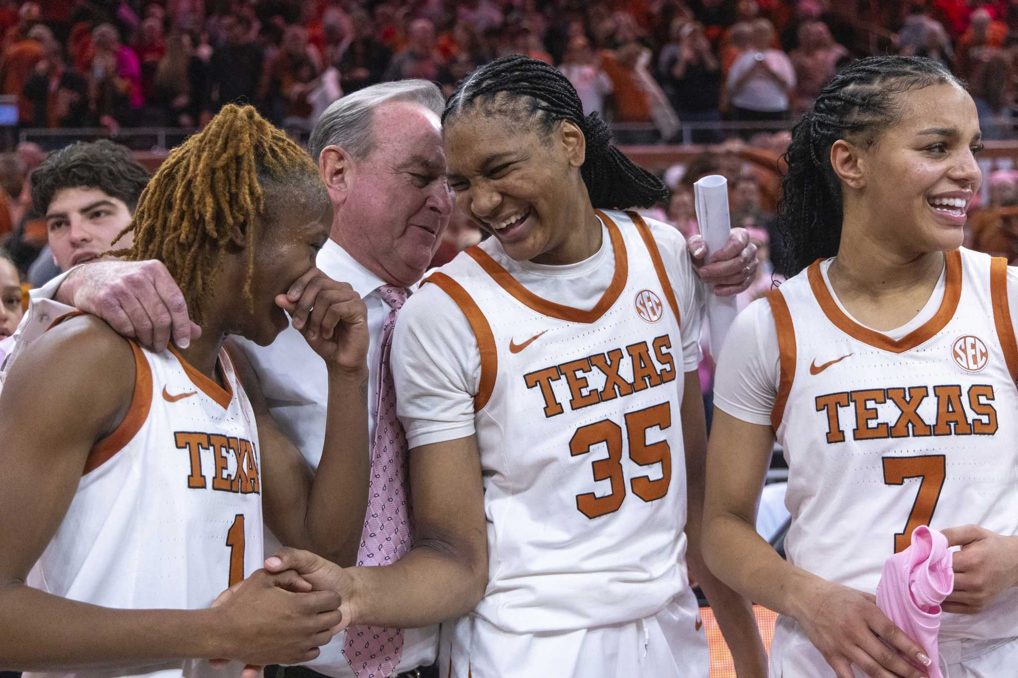 UT basketball: Third-ranked Longhorn women rally to beat No. 5 LSU