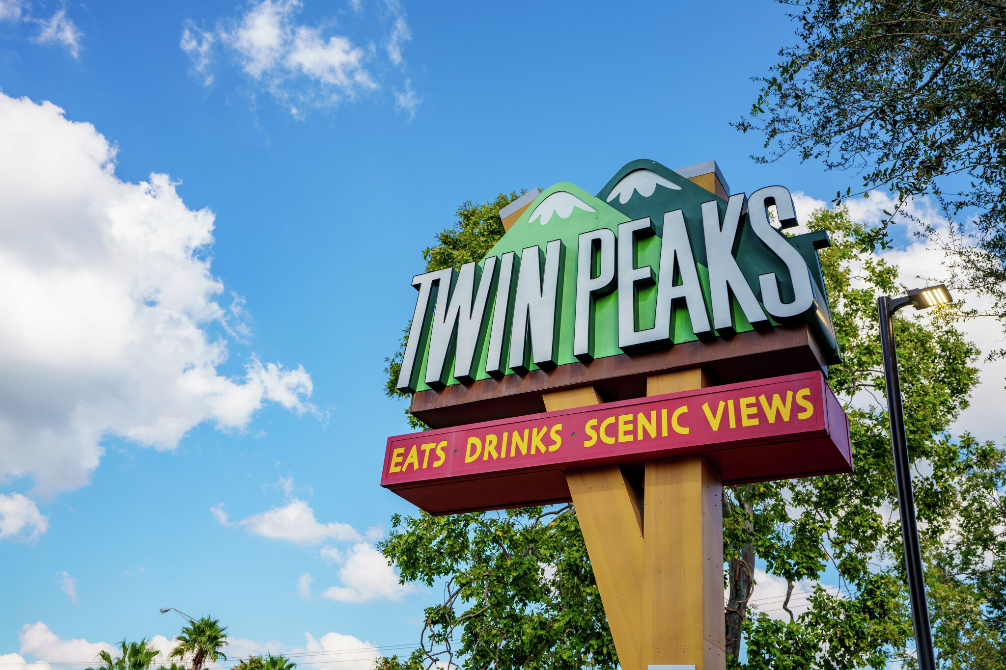 Texas-based Twin Peaks enters new era after separation from FAT Brands
