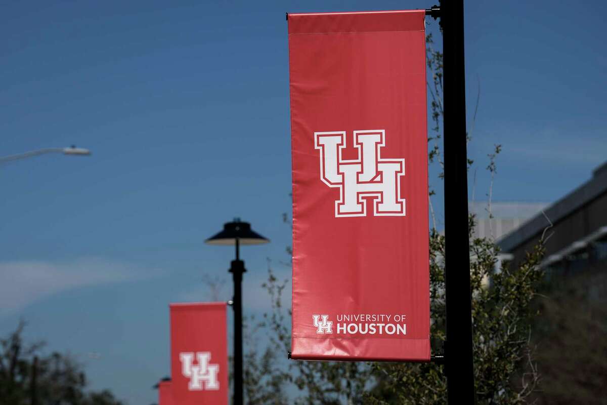 Cullen Boulevard on Tuesday, Feb. 25, 2025 at the University of Houston.