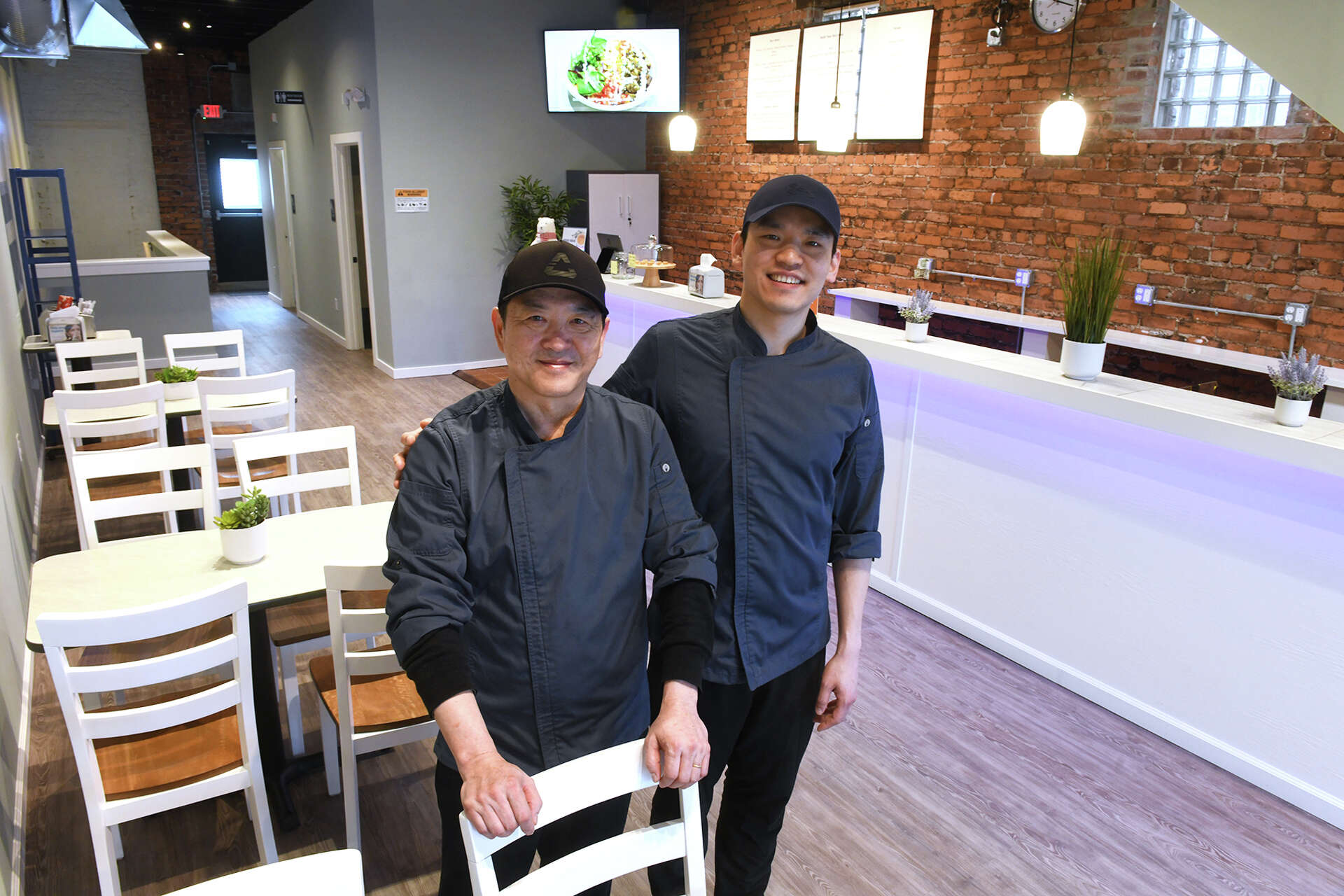 New Haven gets a new Chinese noodle house with Annie's Kitchen
