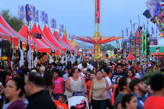 Tickets, new rides and food at the RodeoHouston carnival