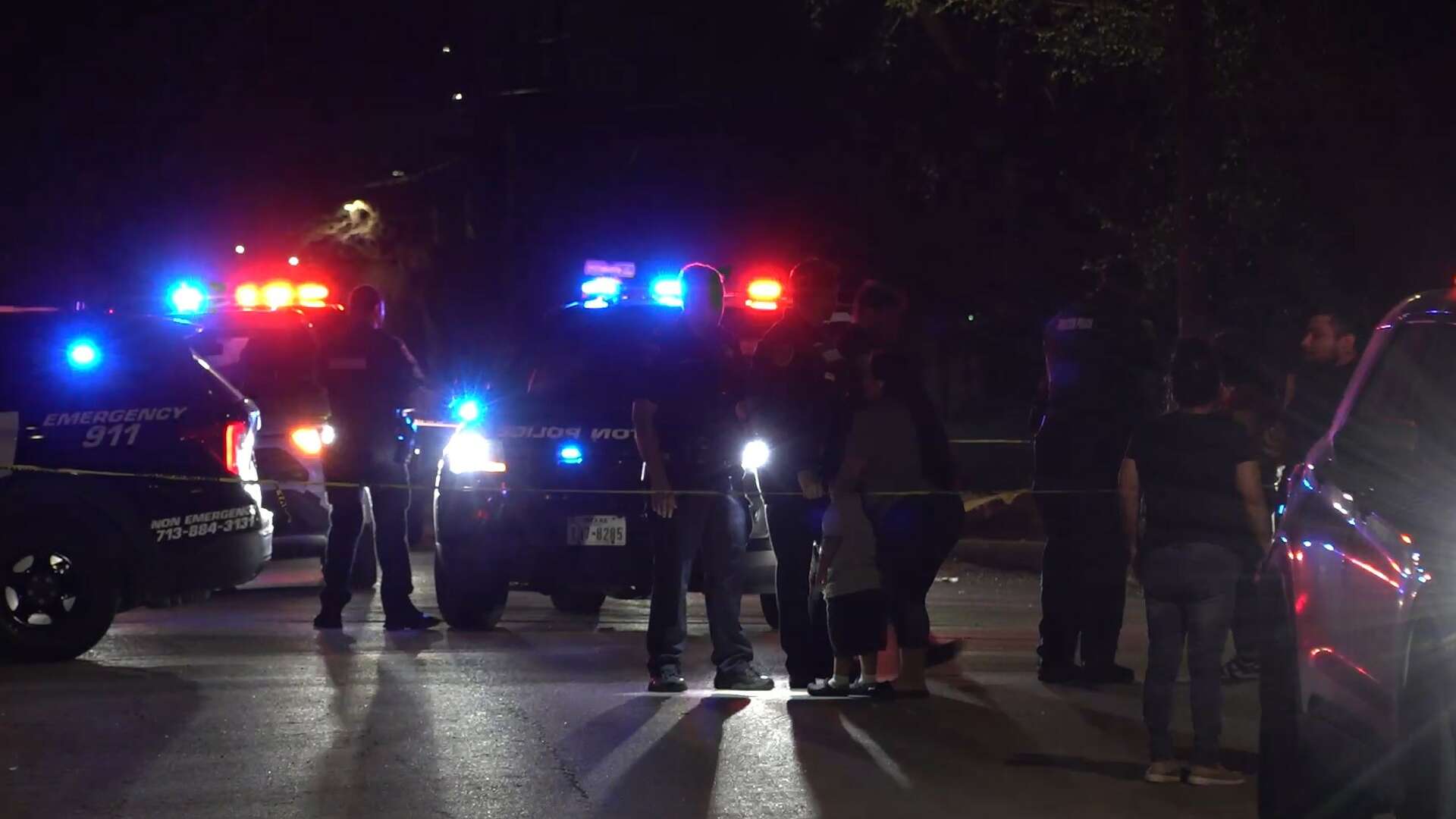 Man, woman found dead in apparent murder-suicide, Houston police say