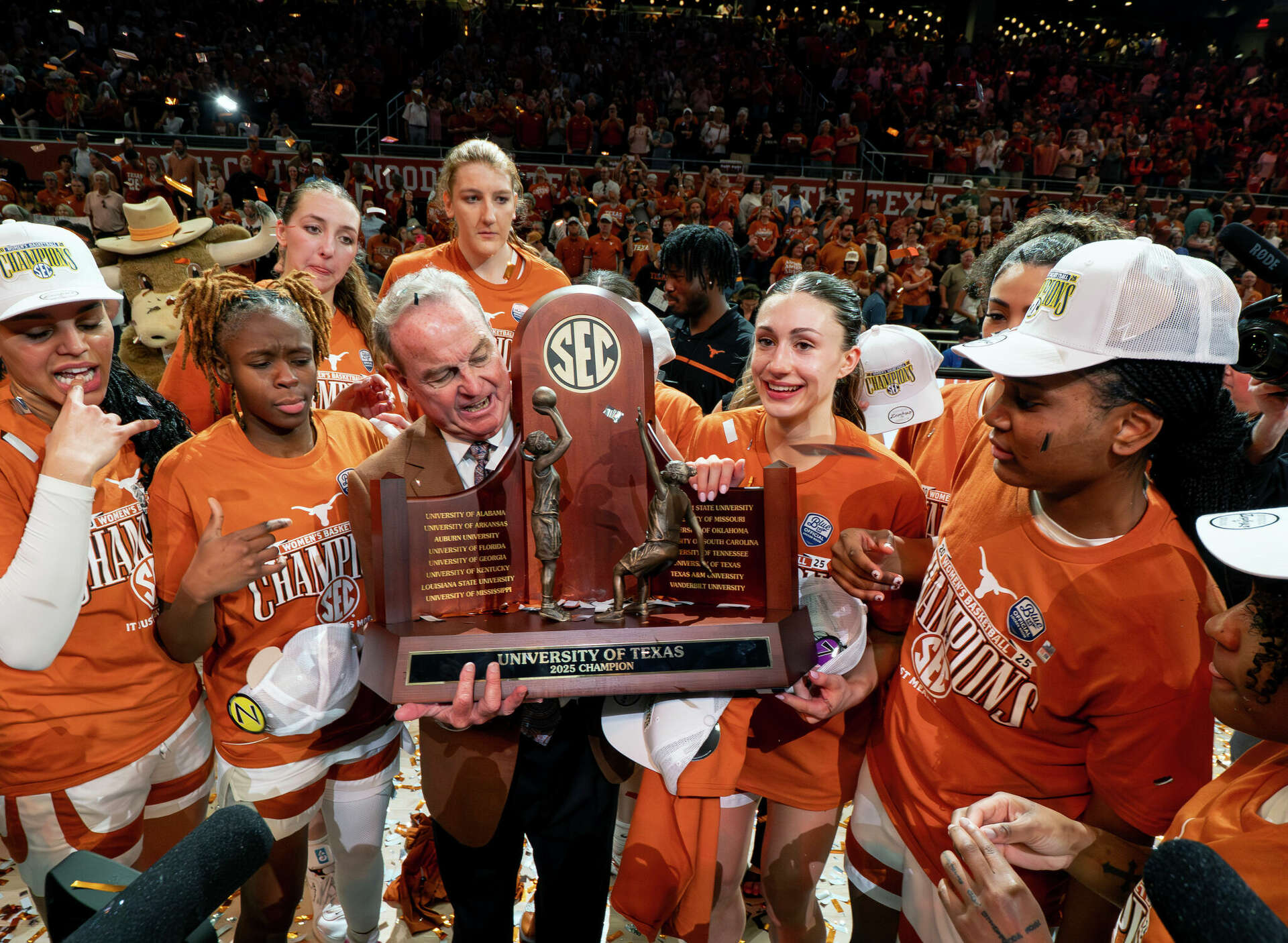 ut-women-s-basketball-sec-co-championship-next-step-for-four-seniors