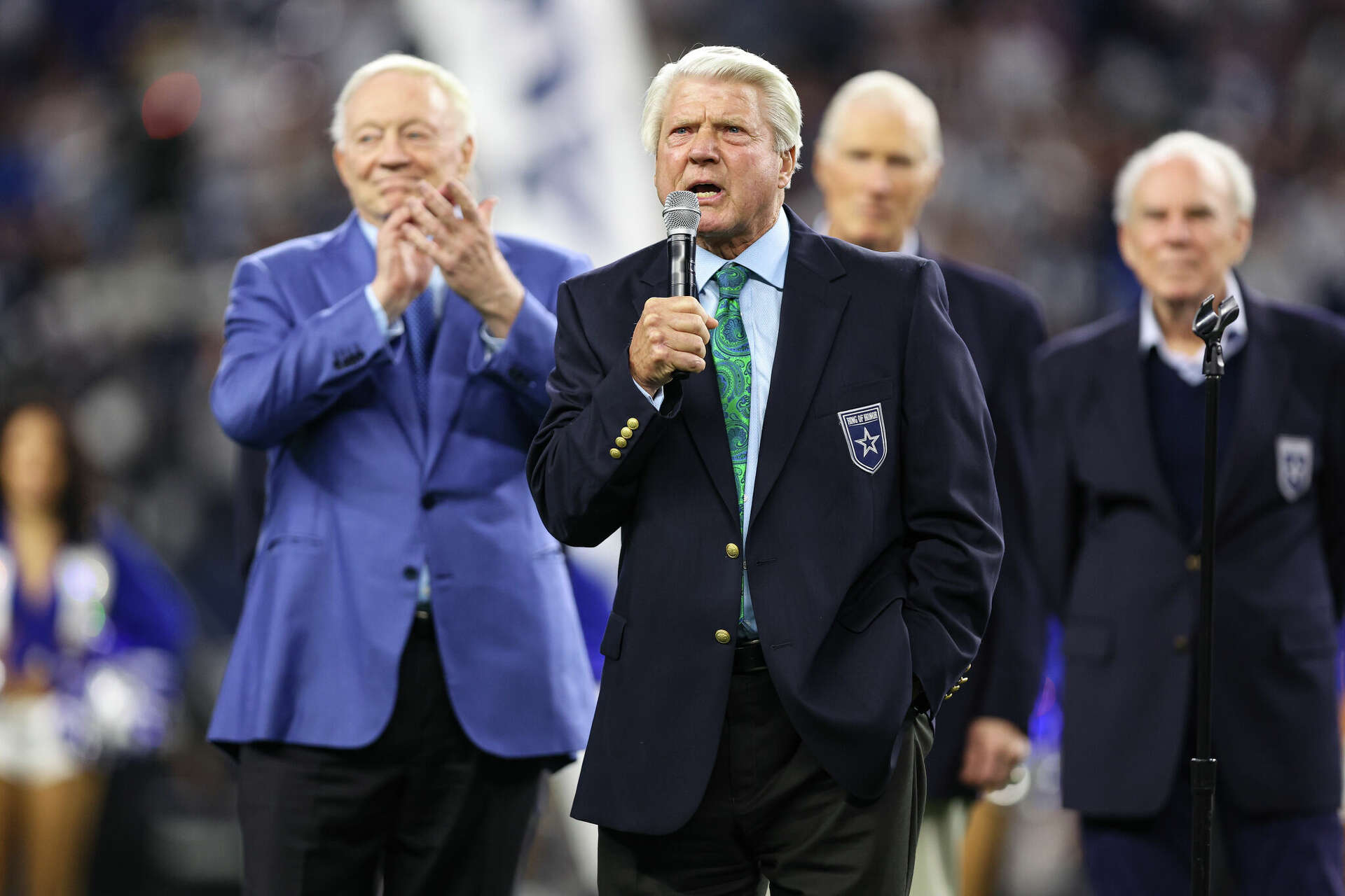 Legendary Cowboys coach leaves NFL on FOX broadcasts after 31 years