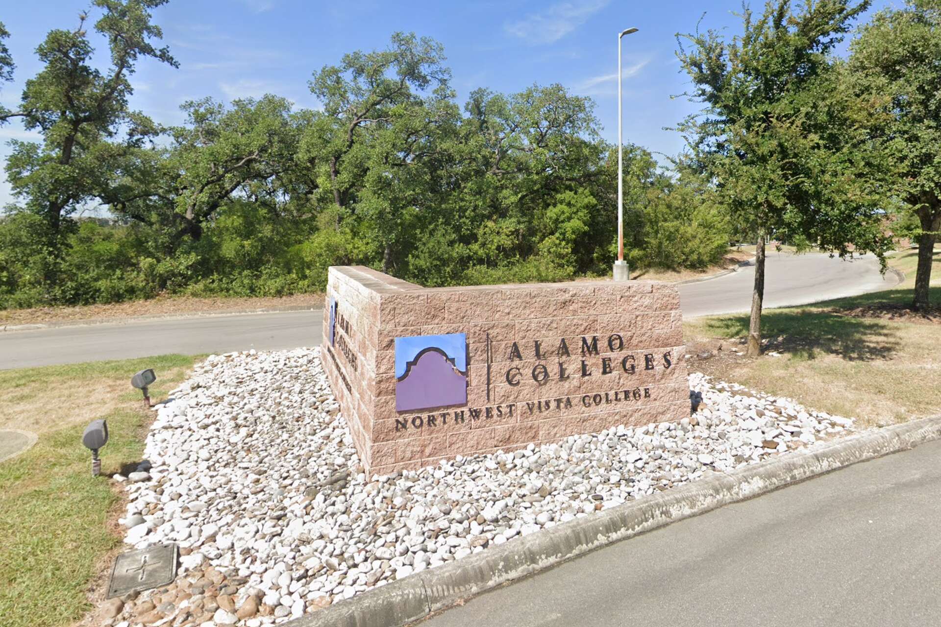 San Antonio landscaper dies in tragic 'lawnmower accident'(01)