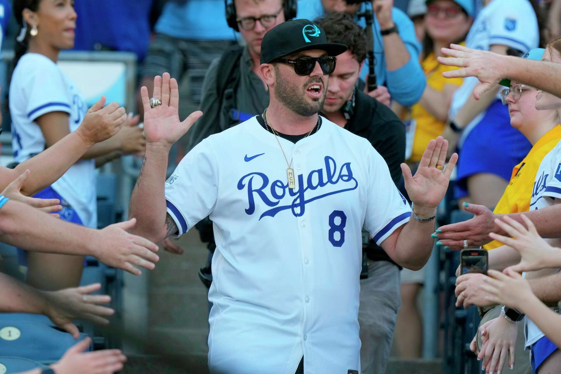 Mike Moustakas to retire with the Kansas City Royals