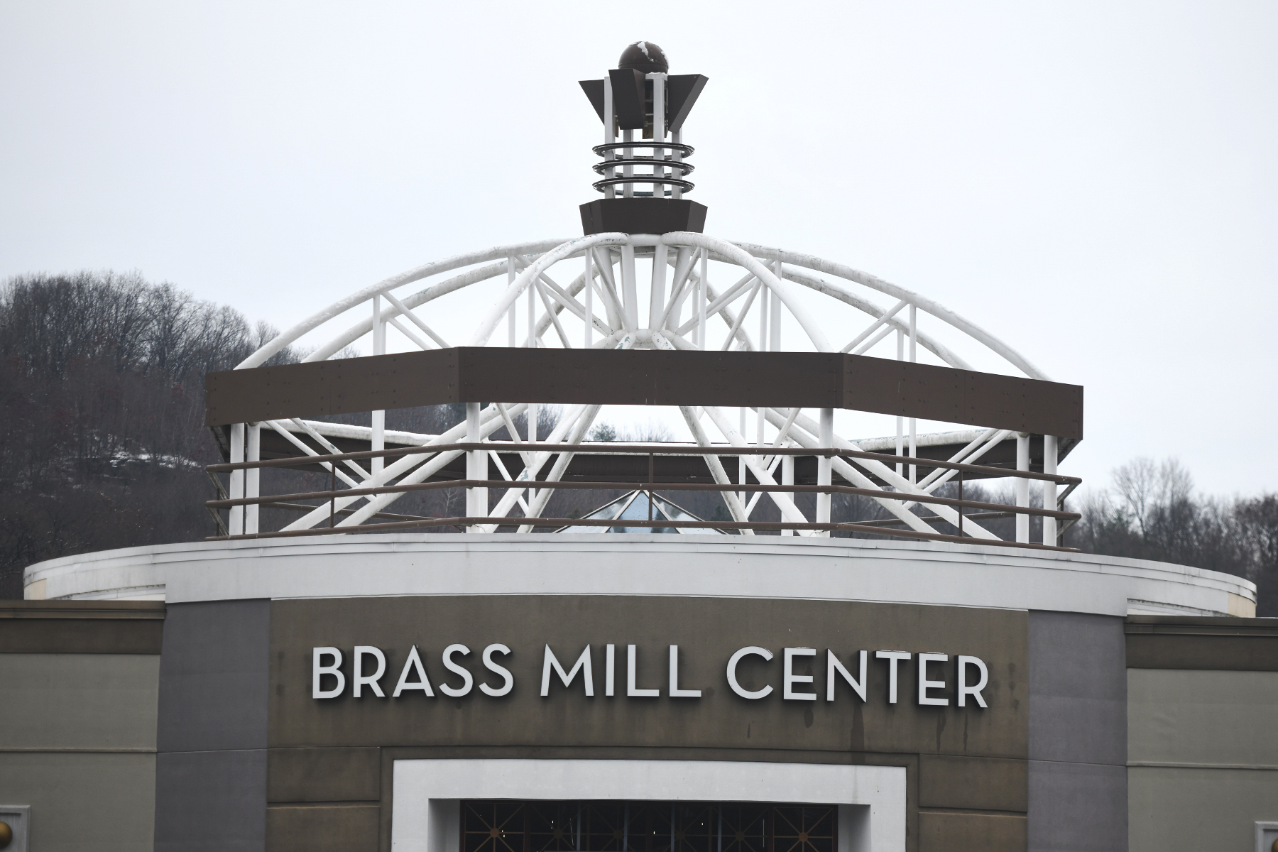 Two more Brass Mill Center stores expected to close in coming weeks