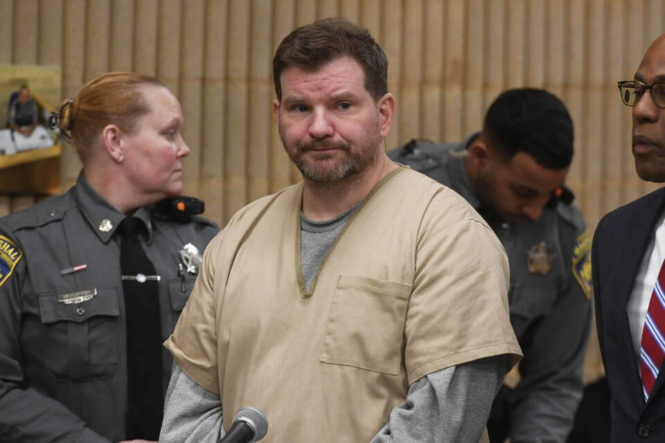 CT man accepts plea deal in ax murder of Milford mom, faces 40 years