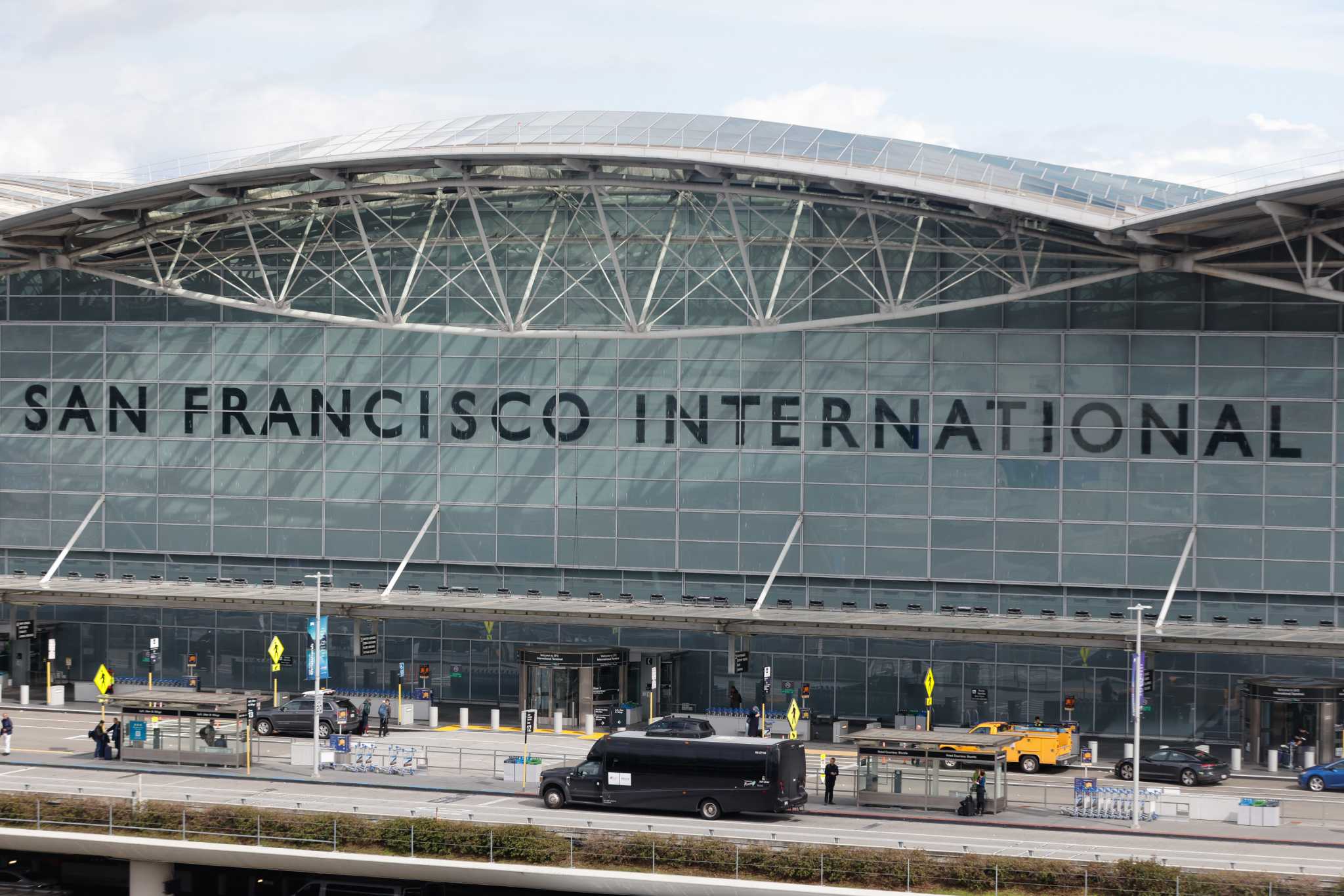 SFO food company laying off 835 workers in one of Bay Area’s biggest cuts this year