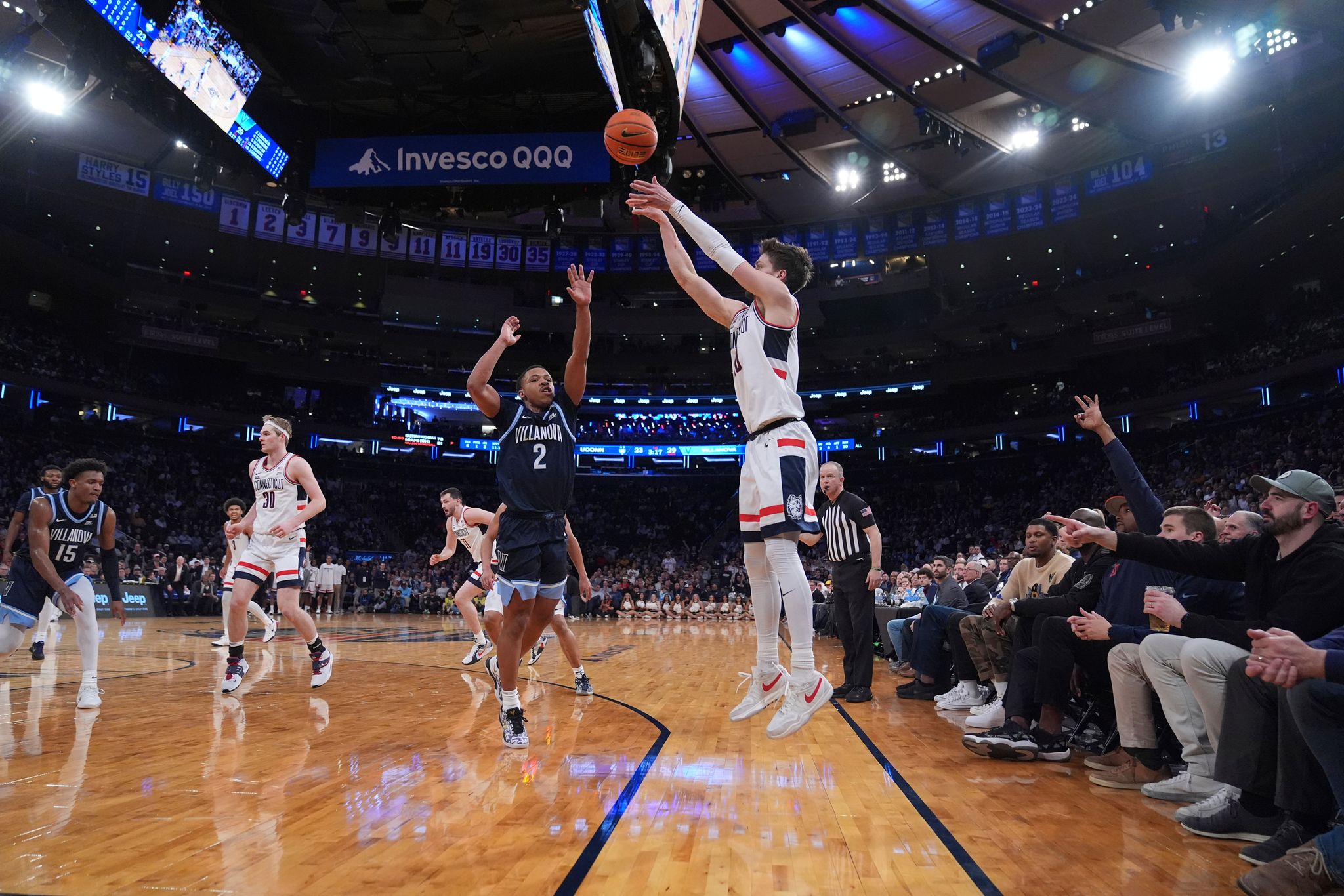 UConn uses late run to beat Villanova 73-56 in Big East Conference ...