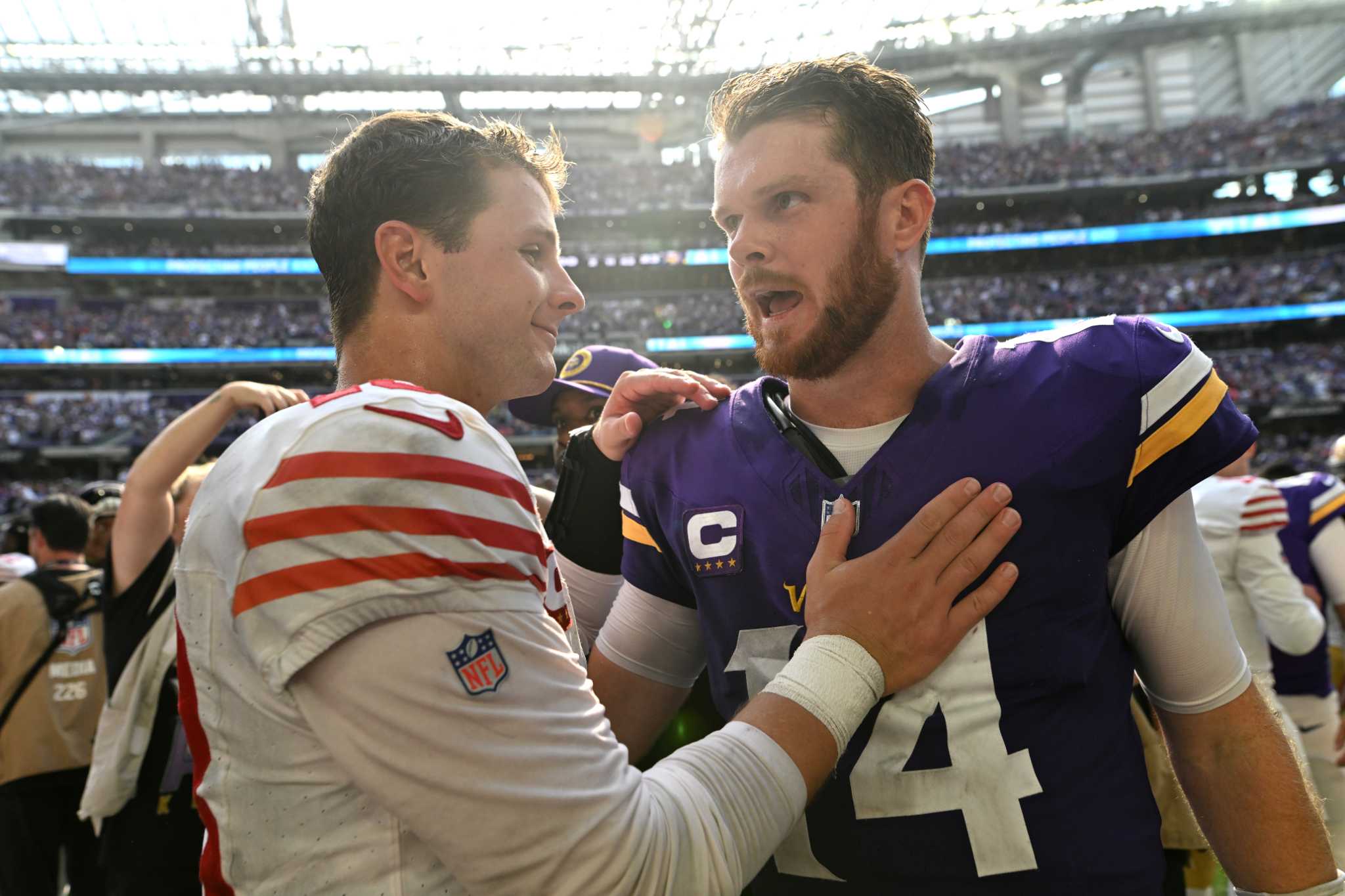 Der neue Seattle-Quarterback Darnold schreibt Karrierewende Brock Purdy ...