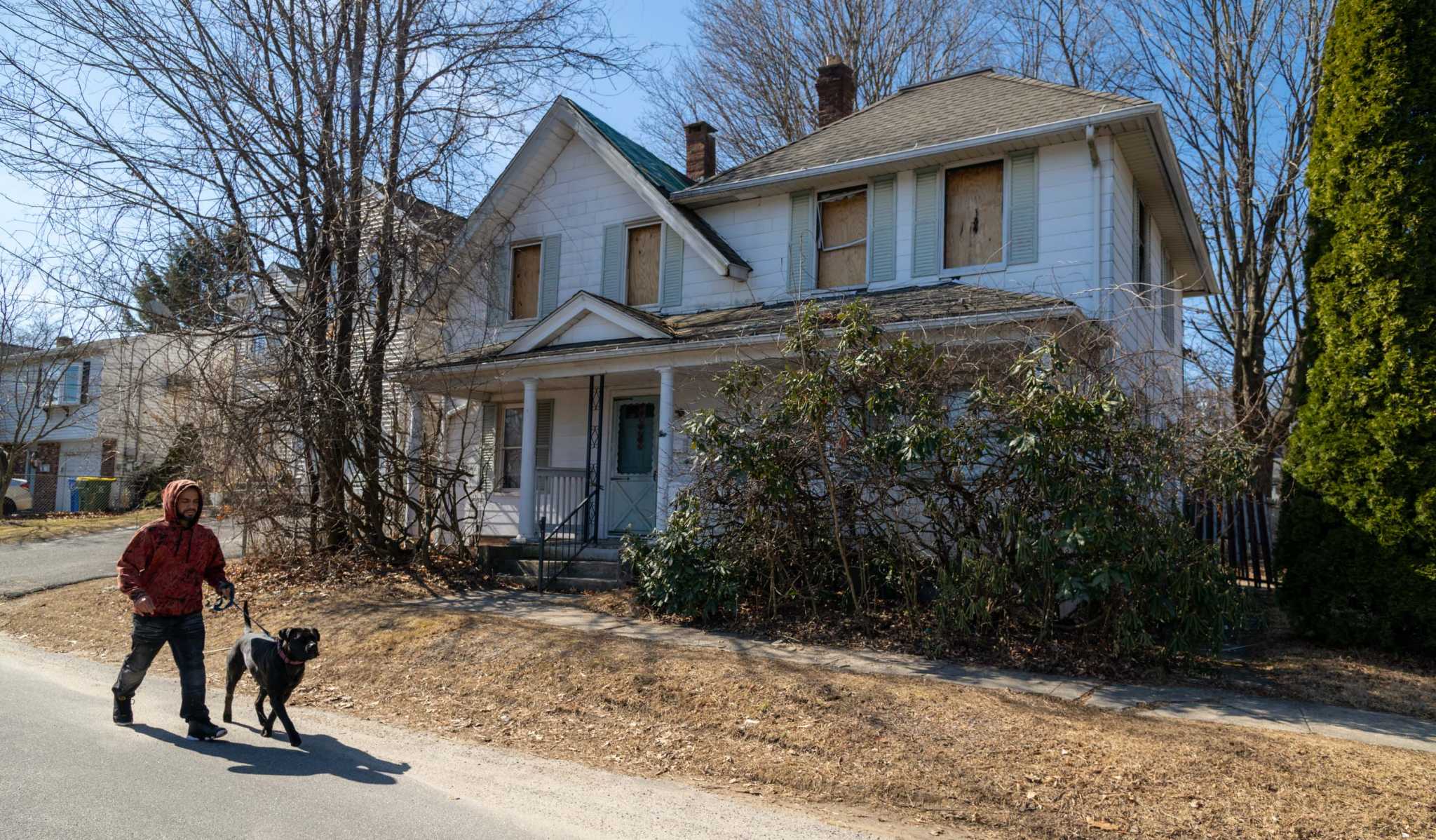 Waterbury home tied to alleged 20-year captivity case cleared for $165,000 sale