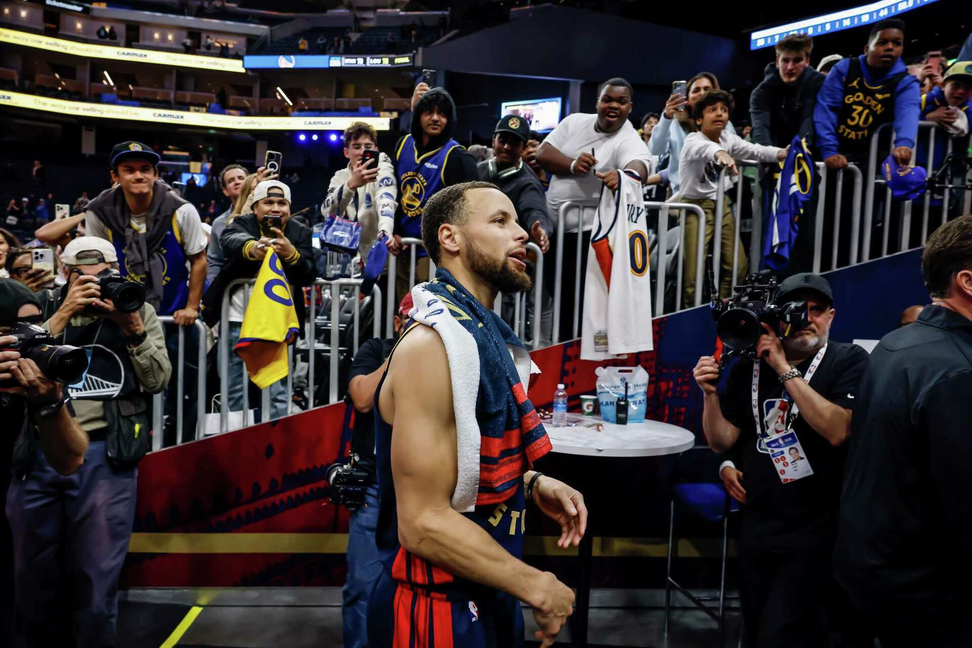 Steph Curry’s 3-point mark among untouchable Bay Area sports records