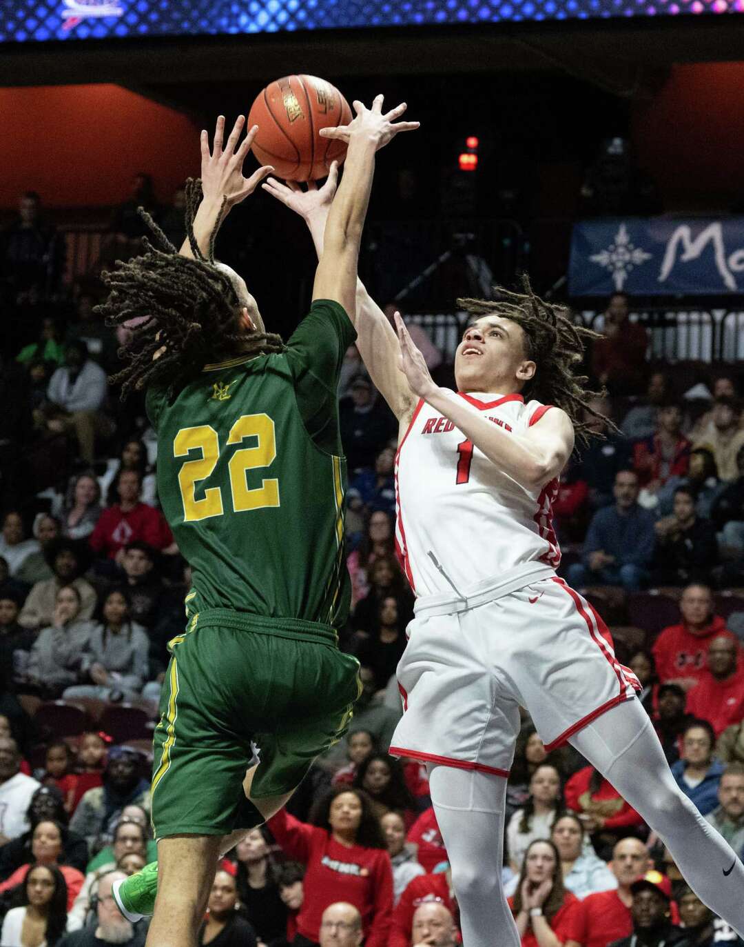 Manchester High School boys basketball wins 1st CIAC title since 1938