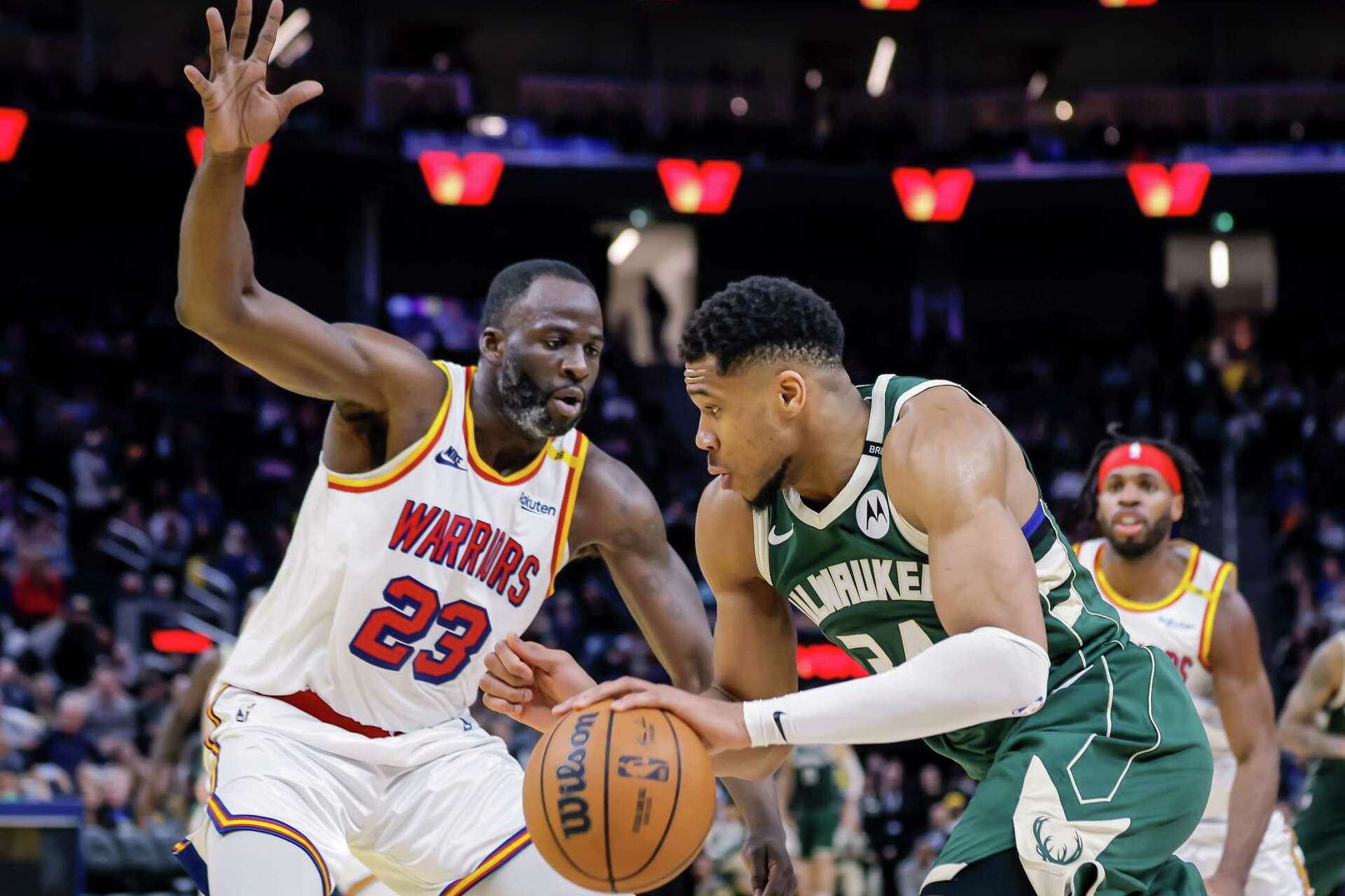 Warriors' Draymond Green shuts down Giannis in quest to win NBA honors