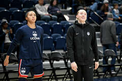 UConn's Paige Bueckers, Azzi Fudd gift Bose headphones to teammates