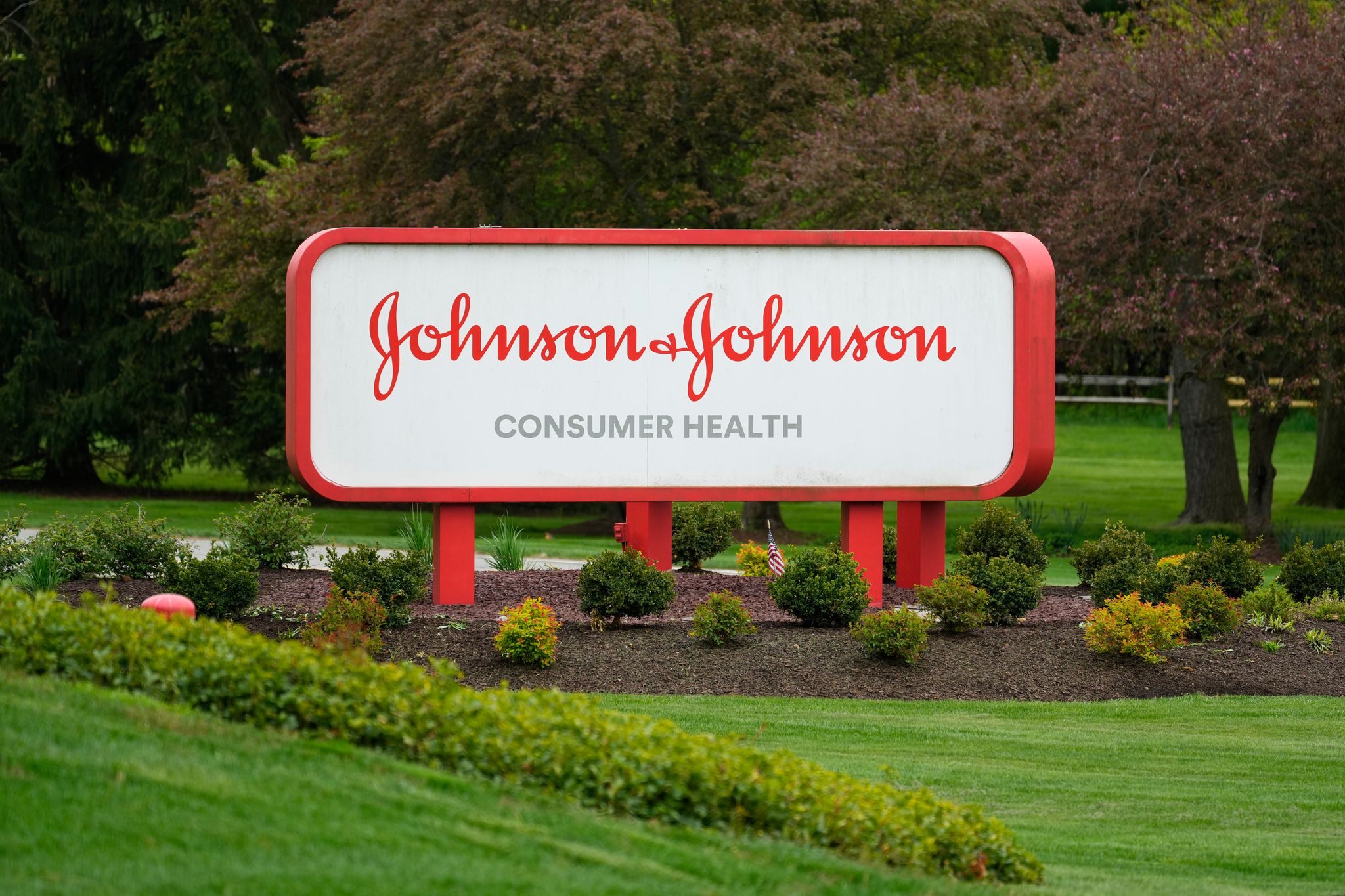 Johnson & Johnson Commits Over $55 Billion to U.S. Manufacturing