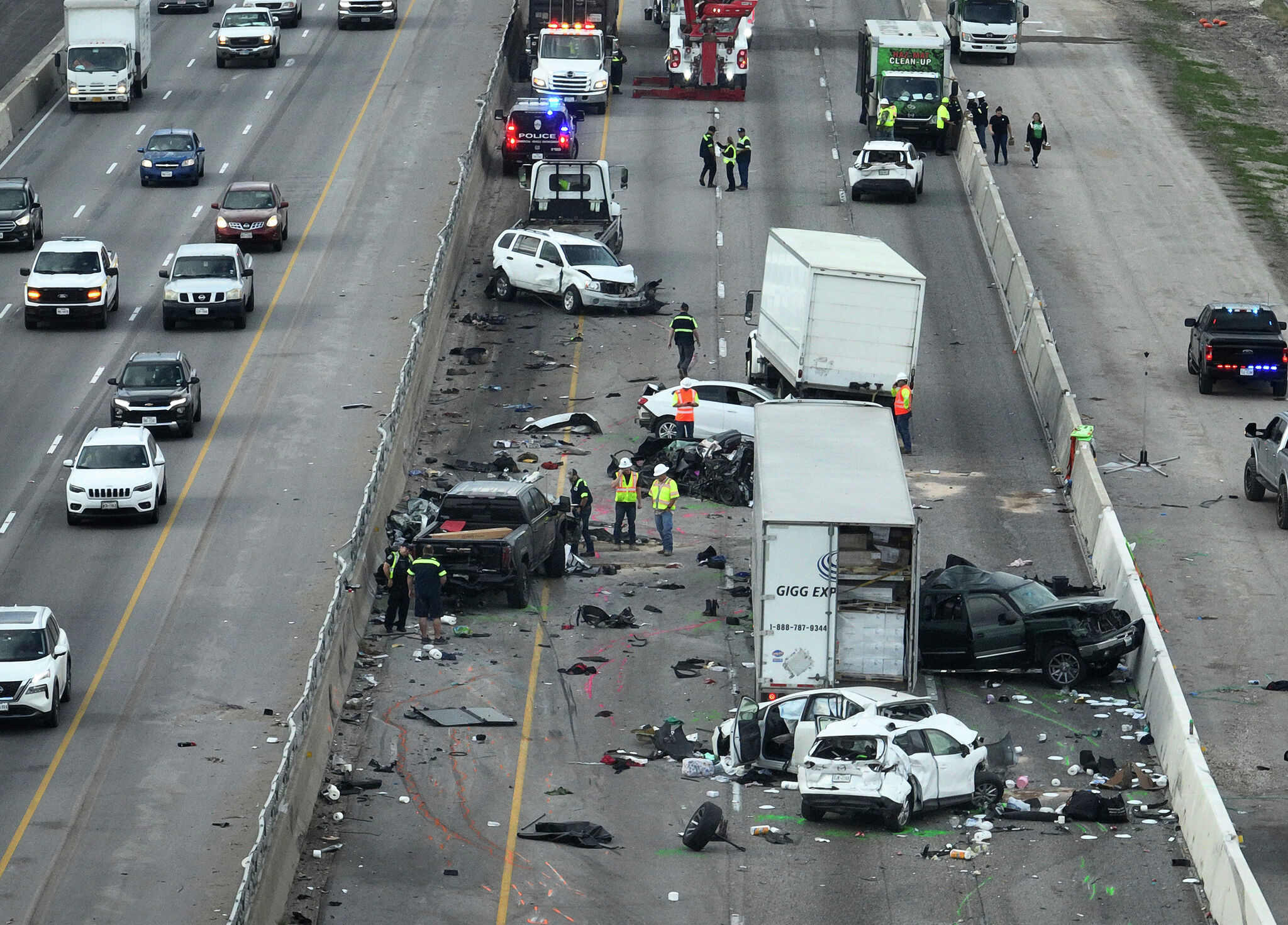 3 Dead At Austin Target: Police Release Shocking New Evidence - v8vanli