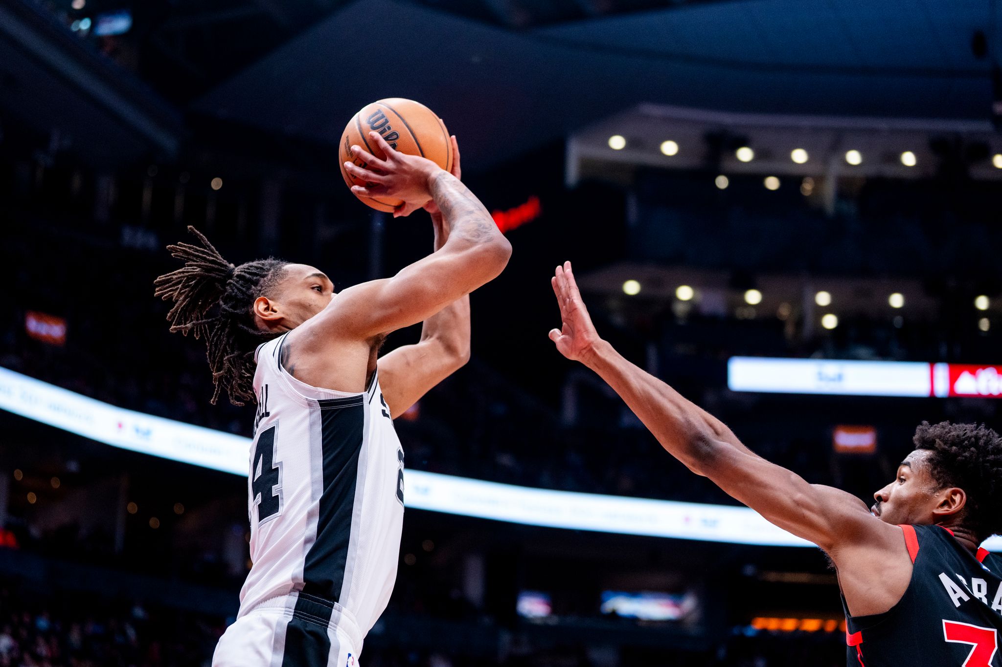 Devin Vassell stars as Spurs rout Raptors for third win in a row
