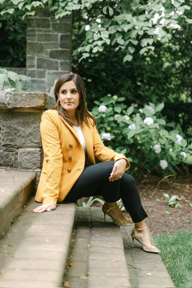 Meet the author behind Shonda Rhimes' Netflix series 'The Residence'
