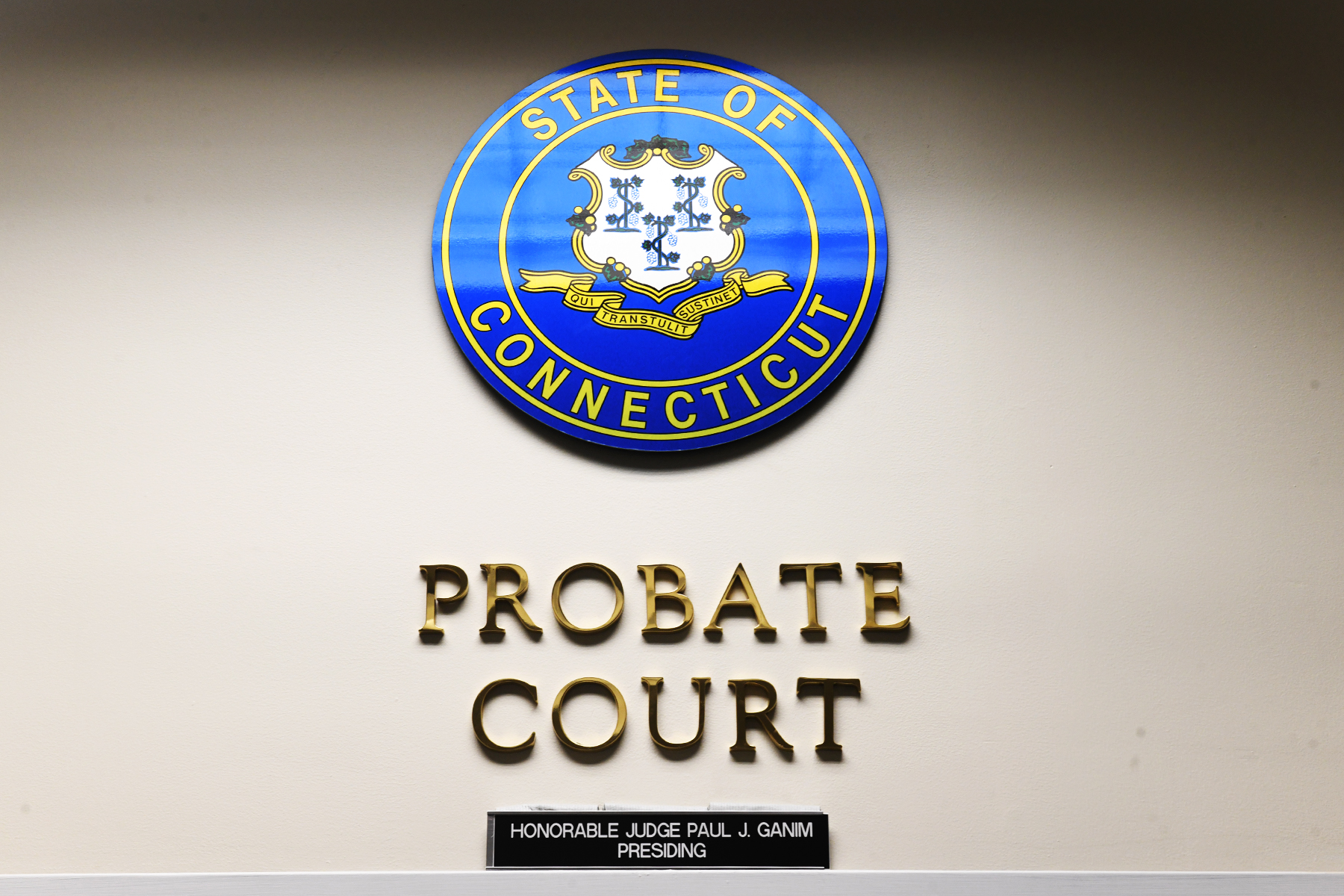 CT state-paid attorney under investigation for selling homes to business partner