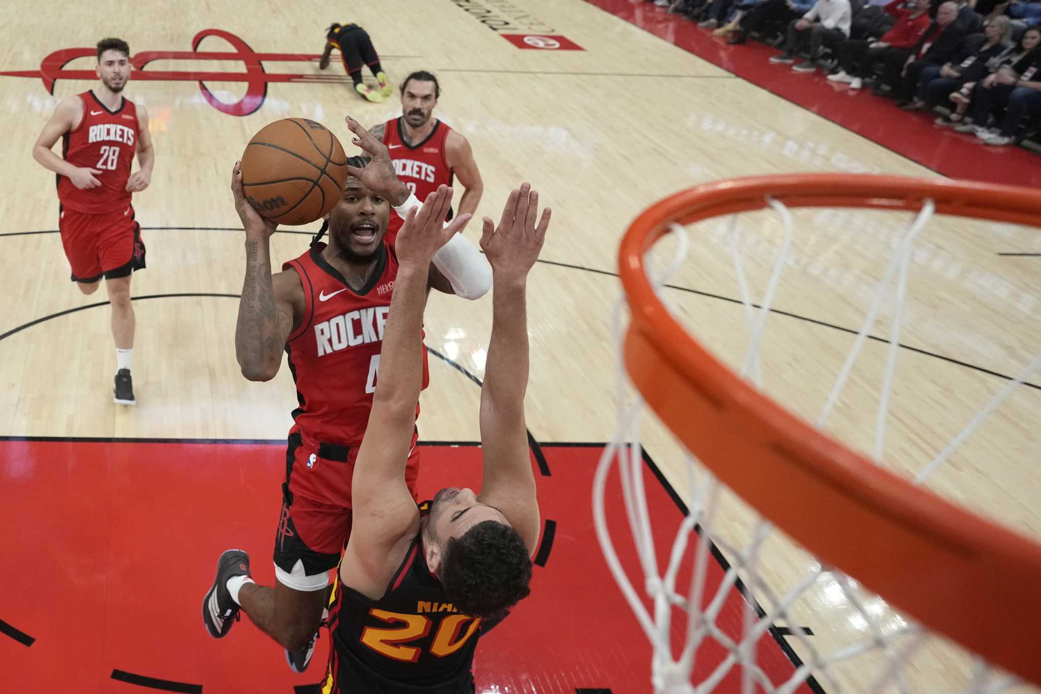 Houston Rockets finish sweep of Atlanta Hawks, add to lead in West