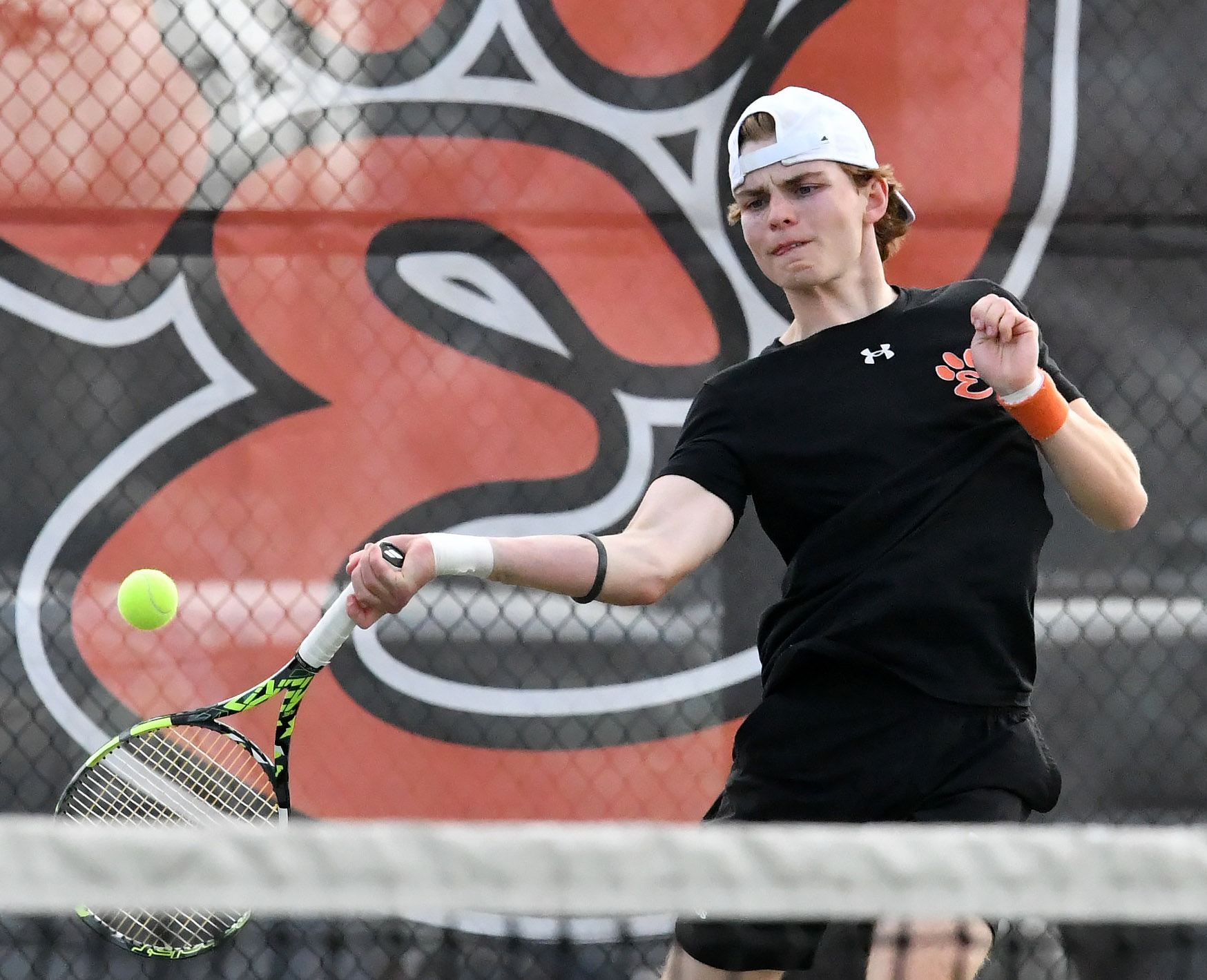 Edwardsville tennis returns four of six from last year's sectional