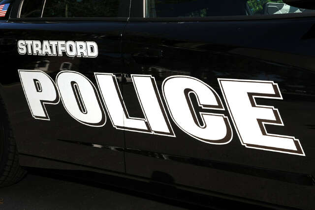 Suspects sought in armed robbery of Stratford gas station, police say