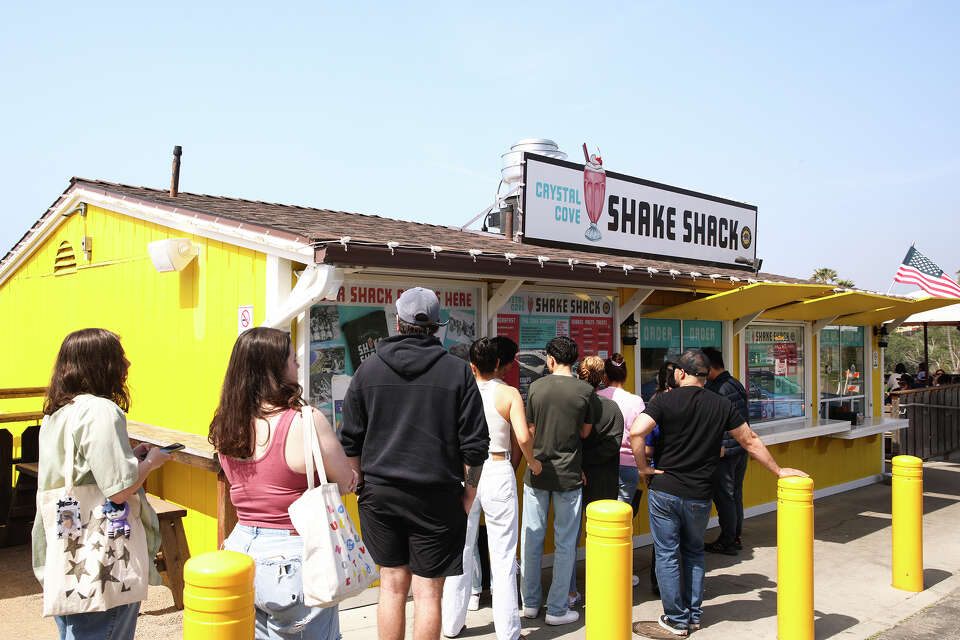 'So iconic': California's unkillable cliffside burger stand