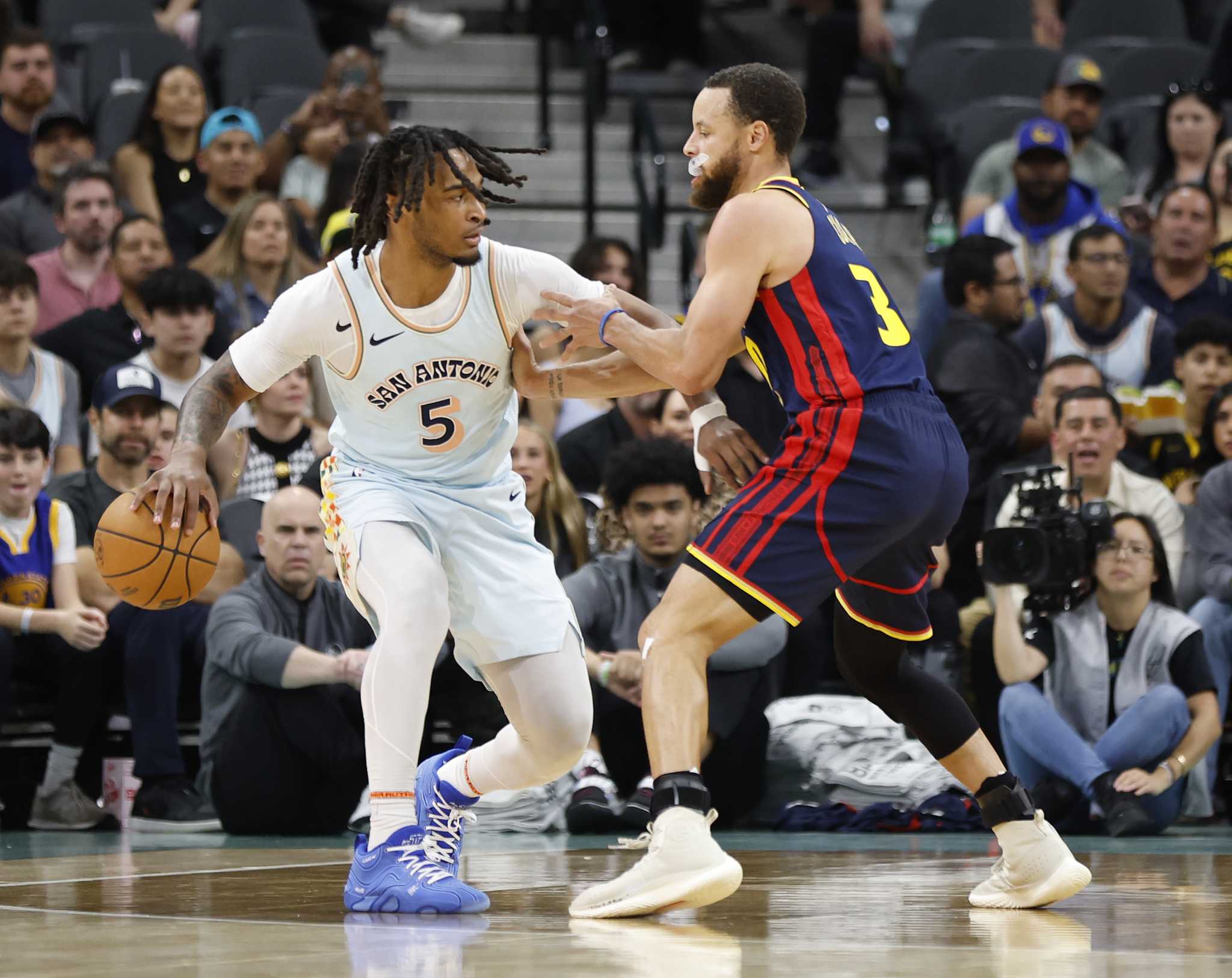 Spurs vs. Warriors: How to watch the game, notable stats, player news