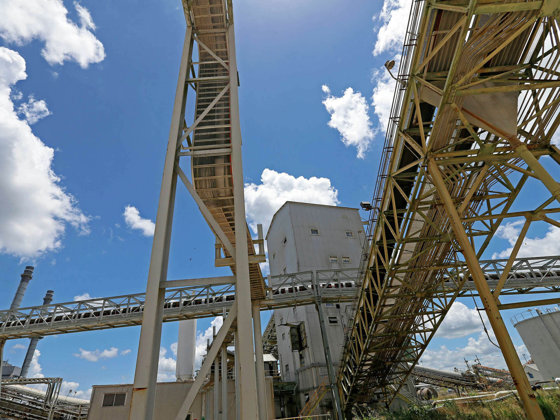 Location of Sandow Lakes natural gas power plant stirs opposition