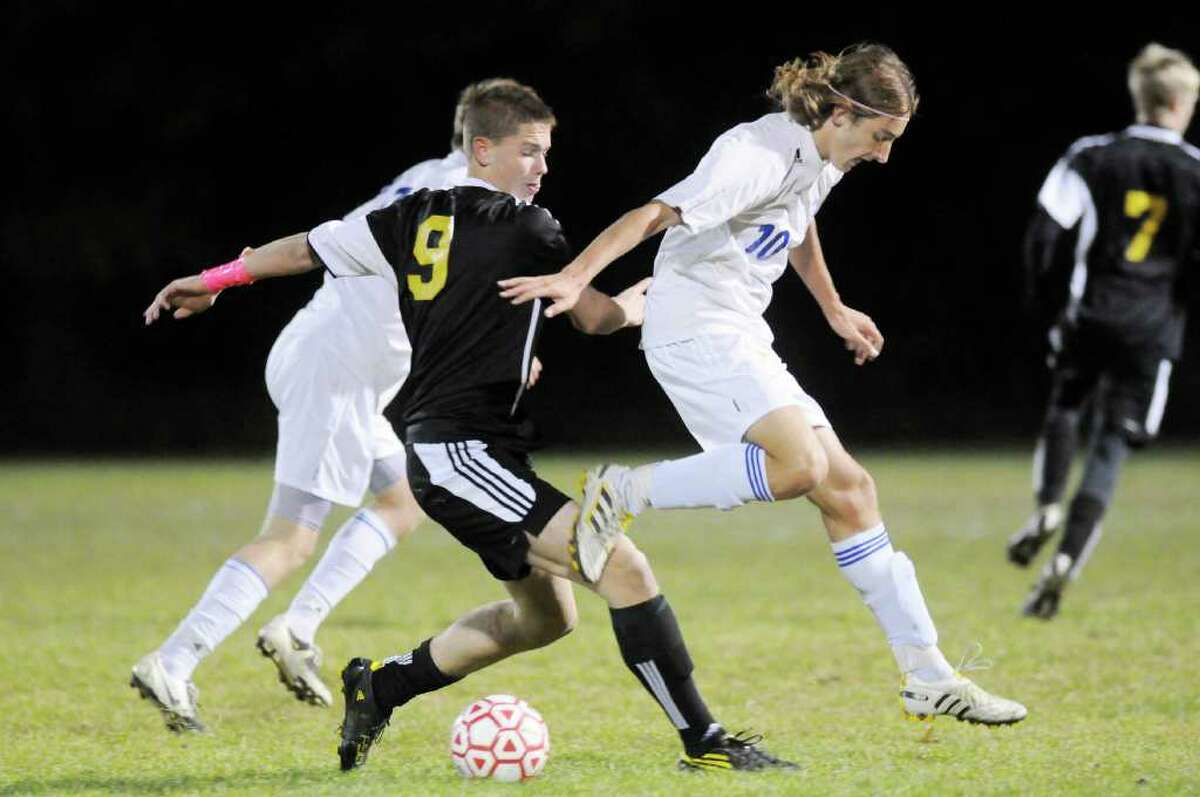 Two champs, only one team advances