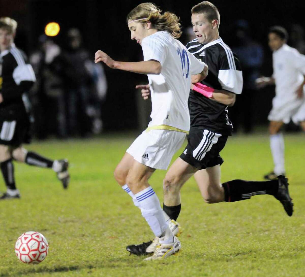 Two champs, only one team advances