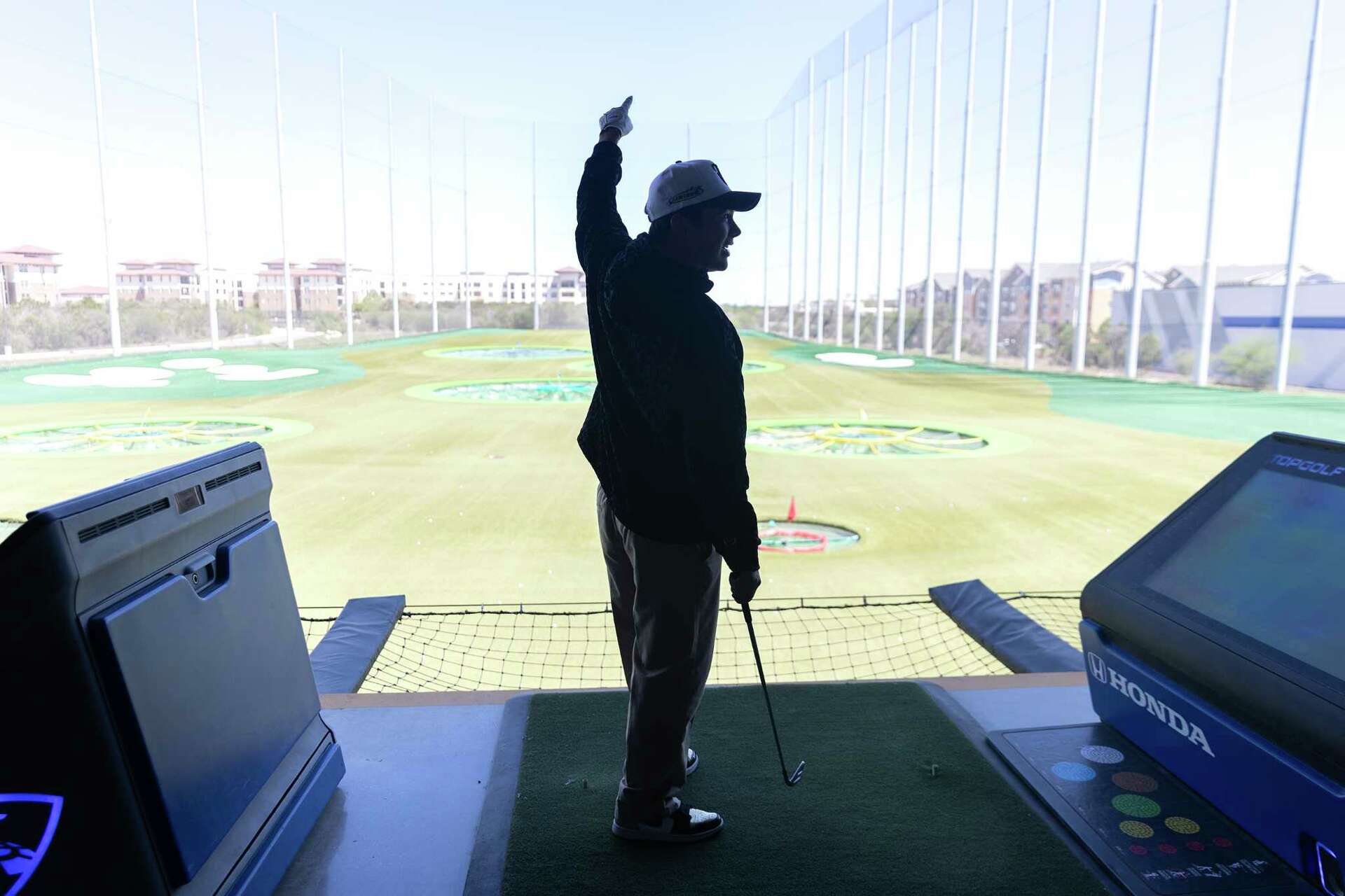 Austin Mahone takes his Texas-born roots to Nashville