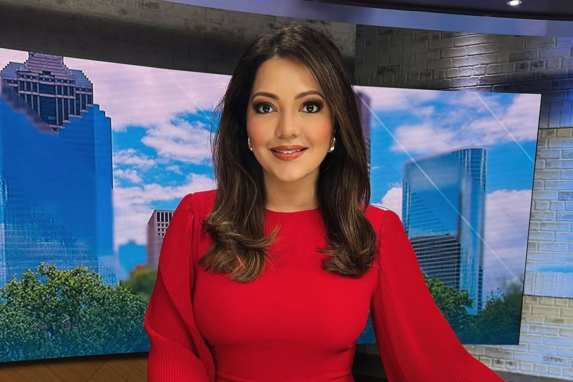 Former KHOU anchor makes surprise return to Houston TV