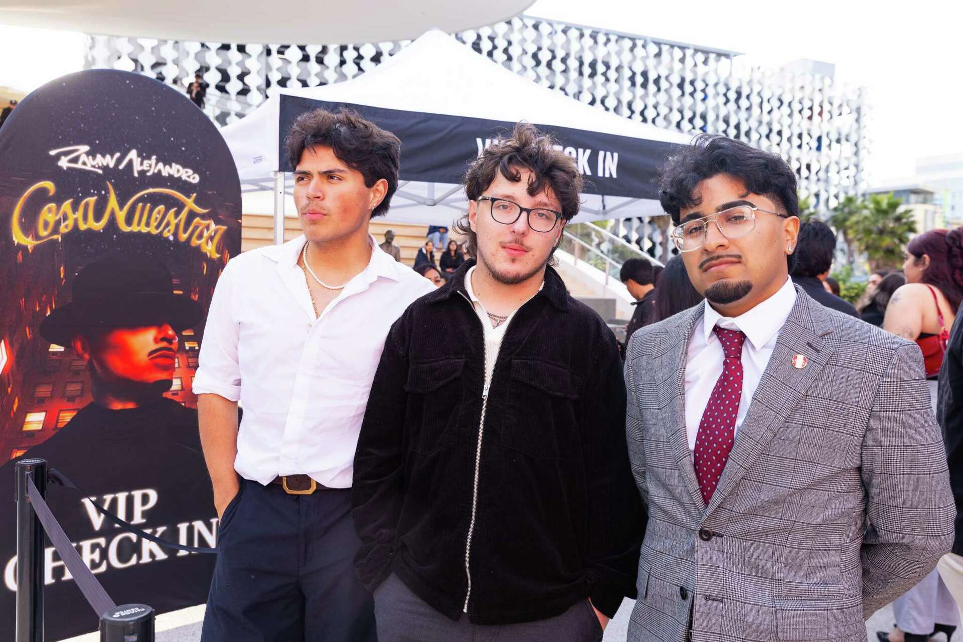 Why Bay Area fans embraced high-style dress code for this S.F. concert Why Bay Area fans embraced high-style dress code for this S.F. concert